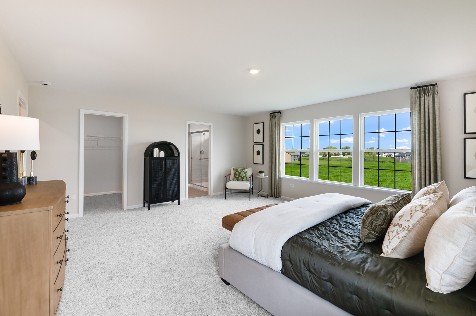 709 Erwin Street, Oswego, IL 60543