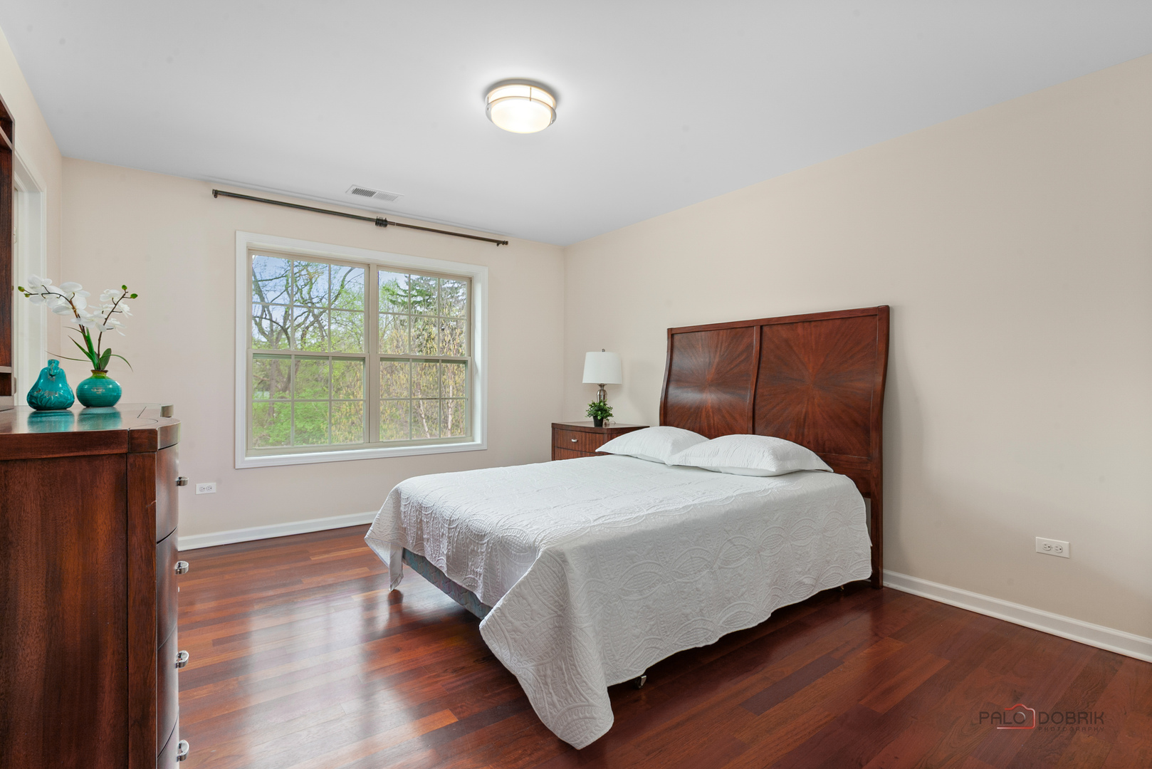 3 Thornfields Lane, Lincolnshire, IL 60069