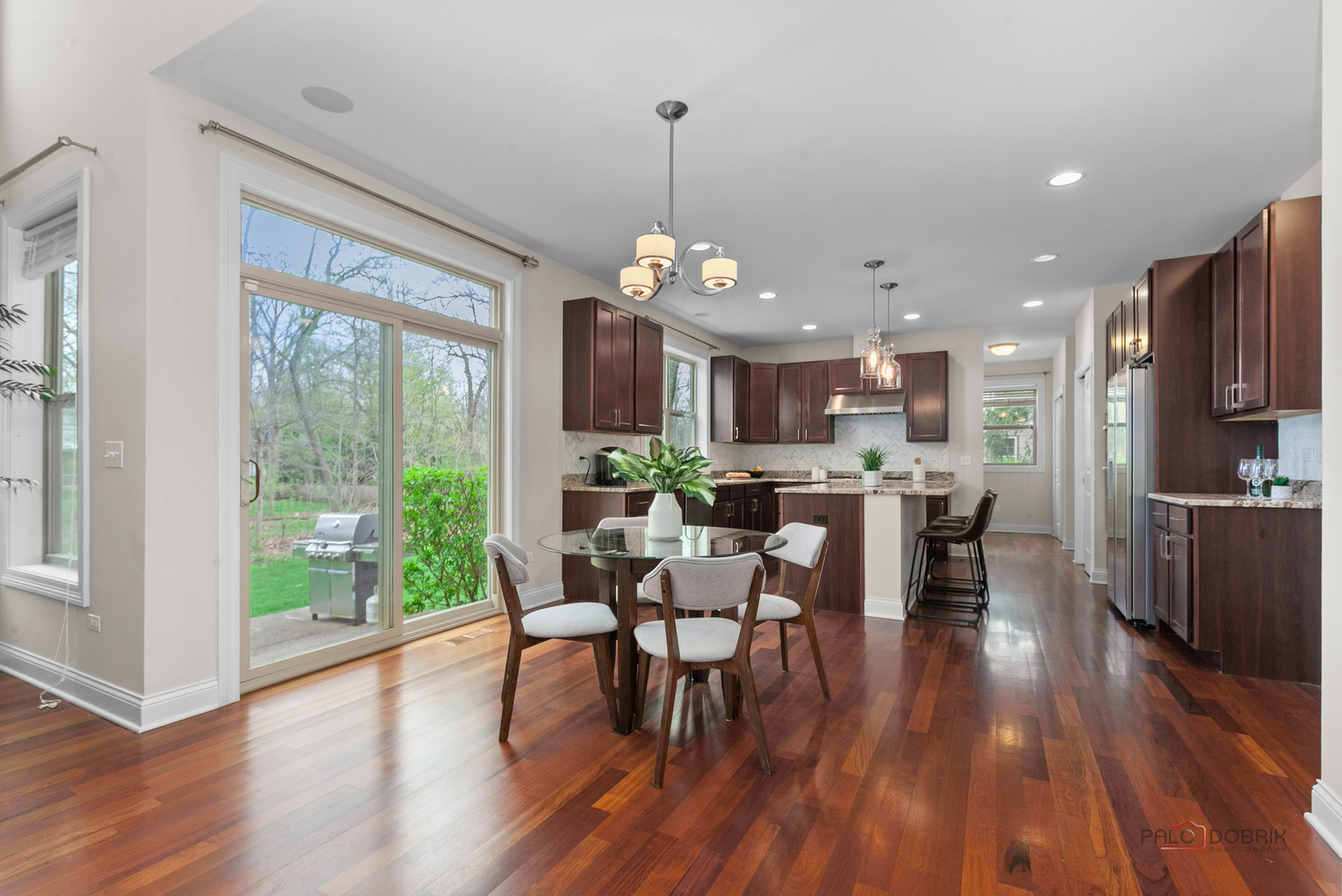 3 Thornfields Lane, Lincolnshire, IL 60069