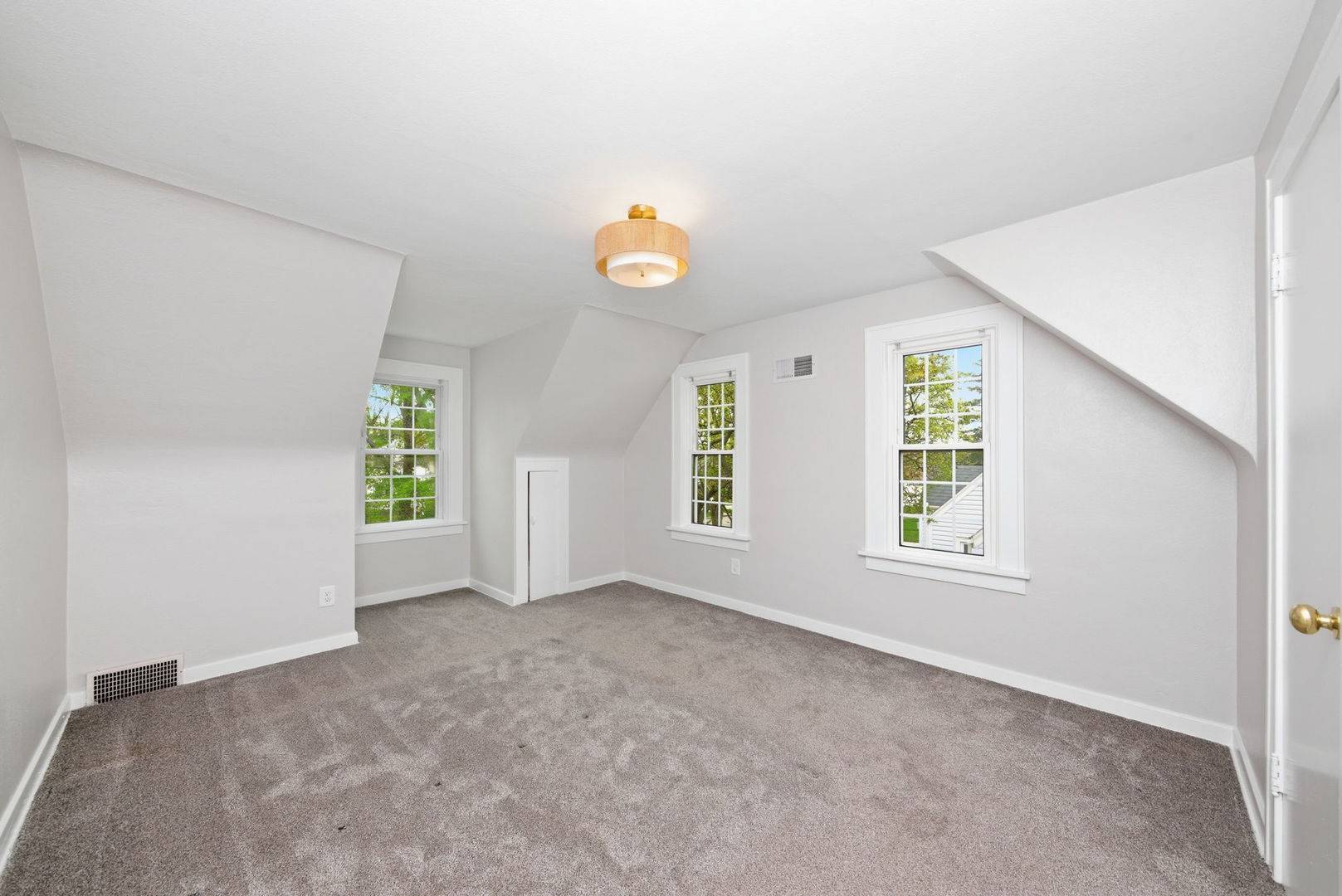 1311 Oneida Street, Joliet, IL 60435