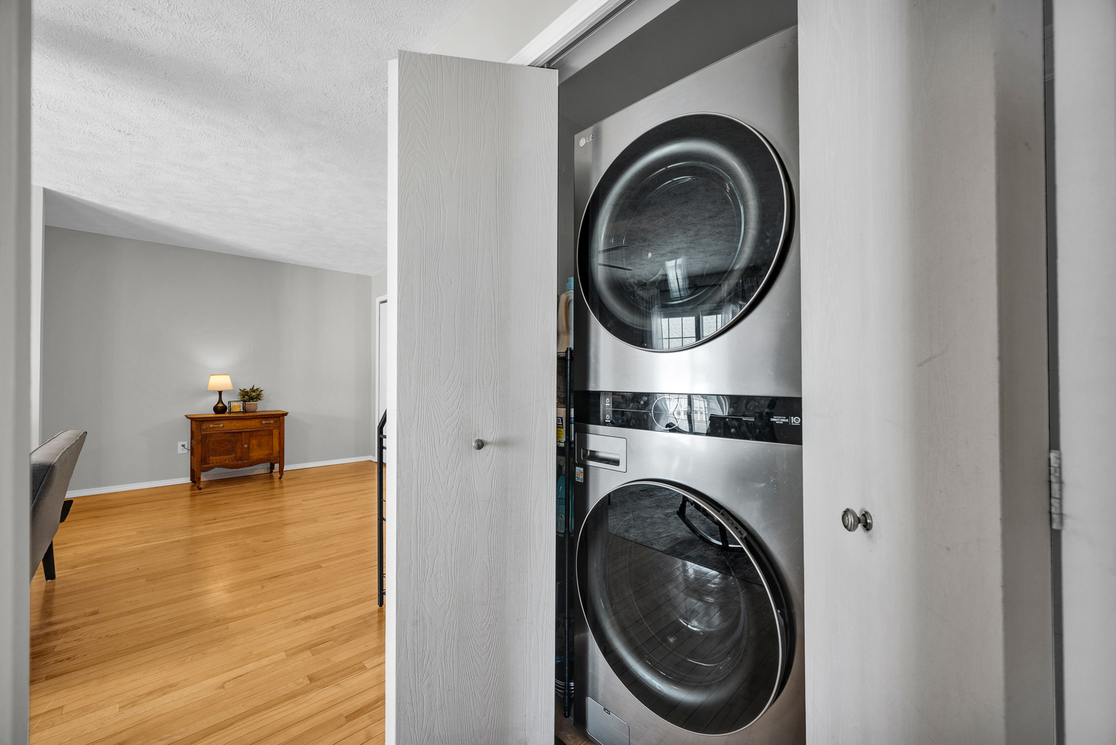 1040 Ekstam Drive #108, Bloomington, IL 61704