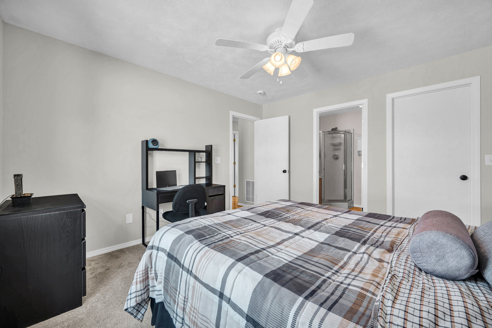 1040 Ekstam Drive #108, Bloomington, IL 61704