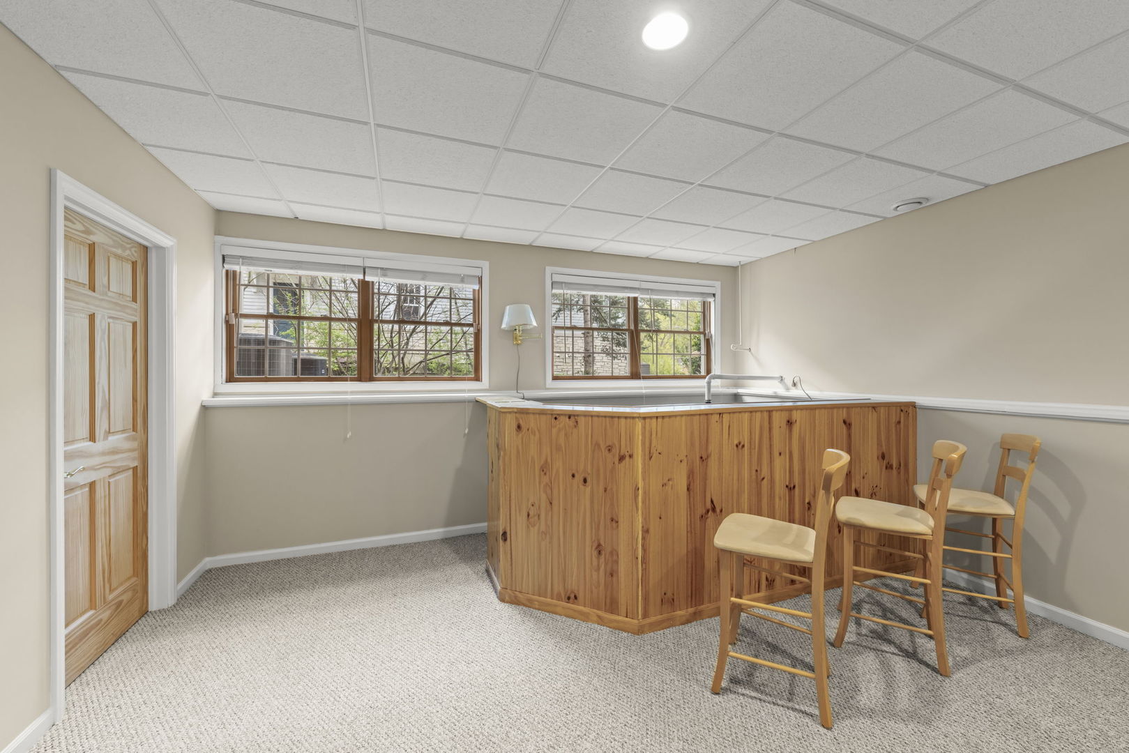 1570 Orchard Road, Wheaton, IL 60189