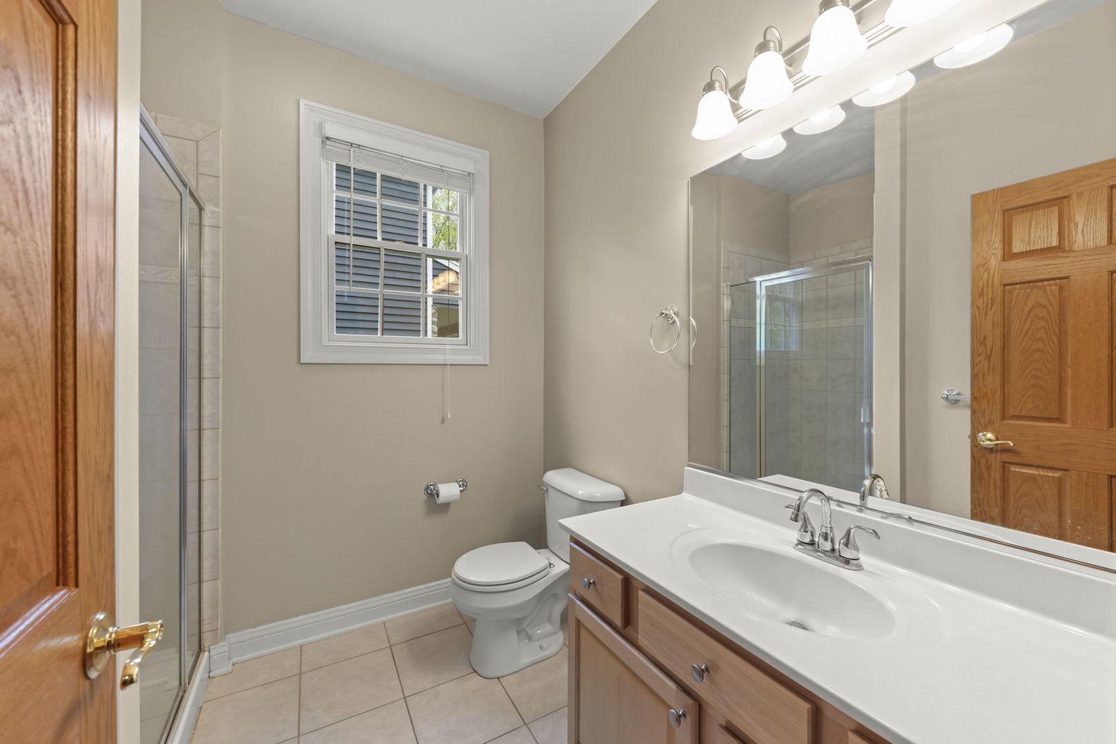 1570 Orchard Road, Wheaton, IL 60189