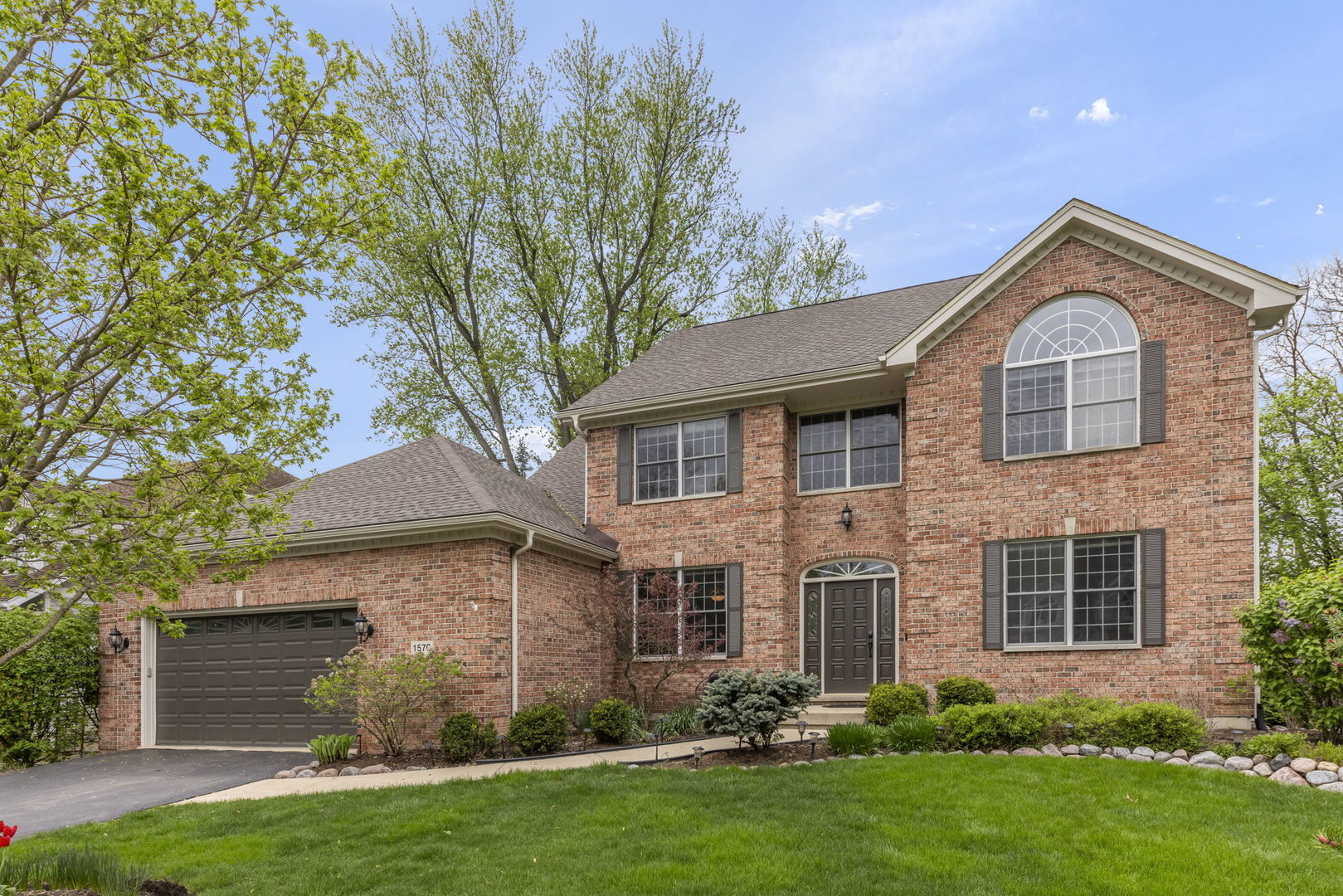 1570 Orchard Road, Wheaton, IL 60189