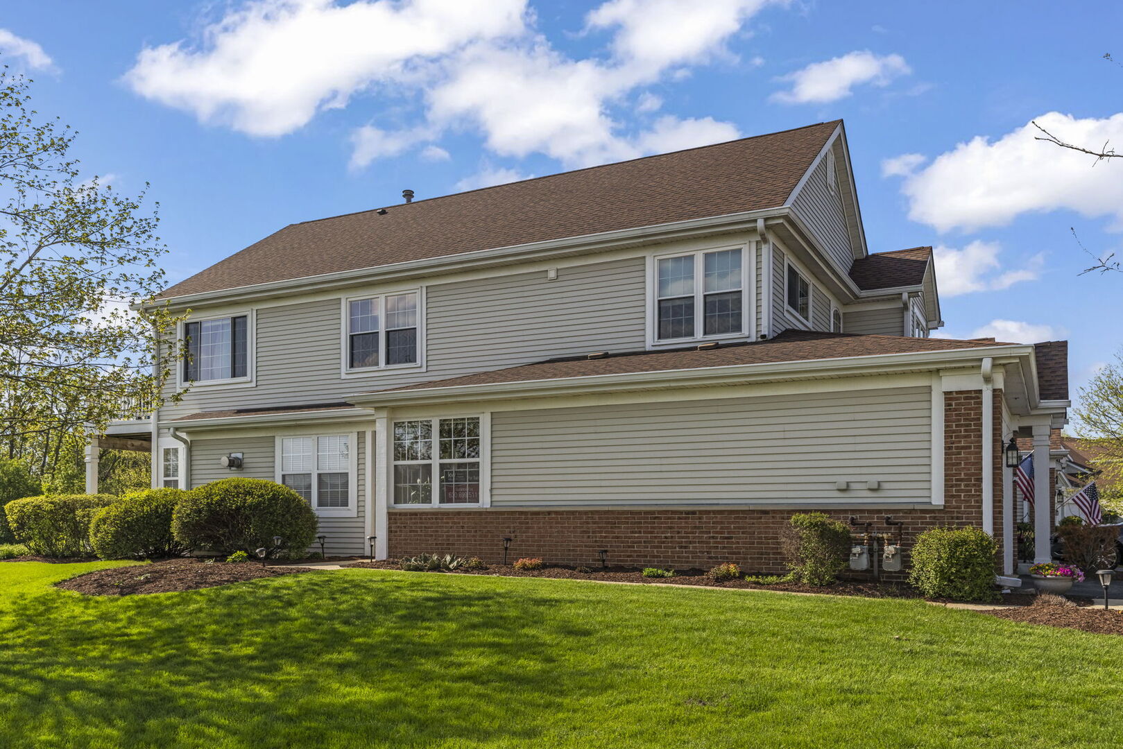 31301 Kline Circle, Warrenville, IL 60555