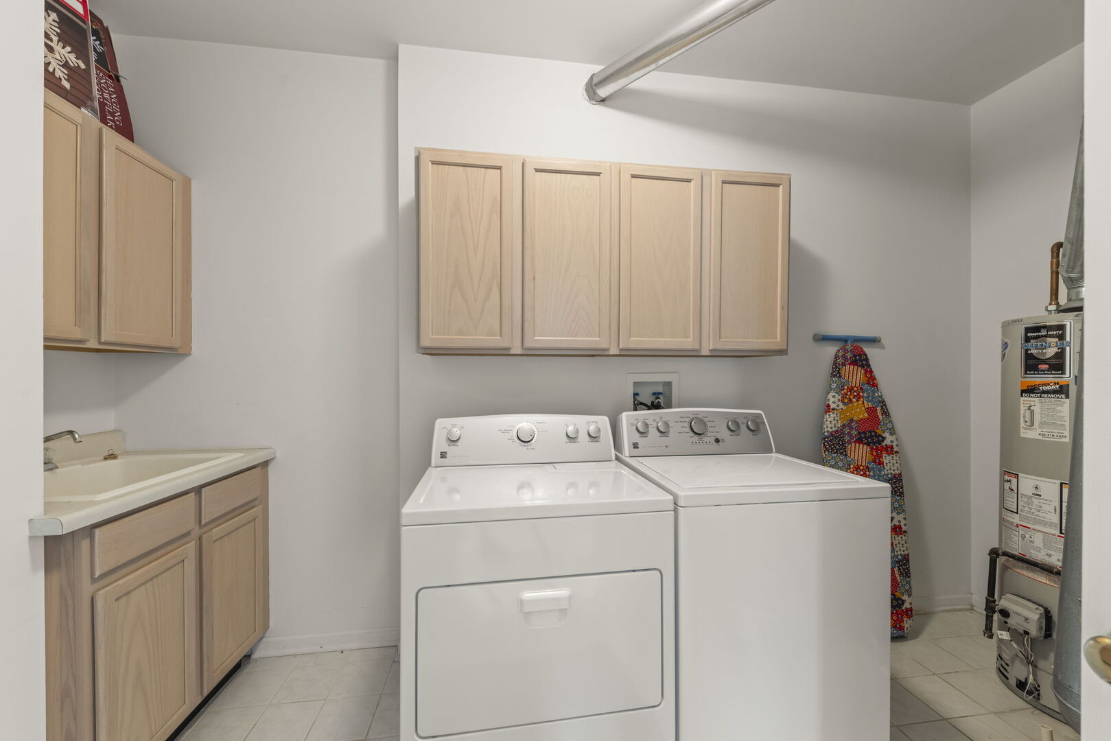 31301 Kline Circle, Warrenville, IL 60555