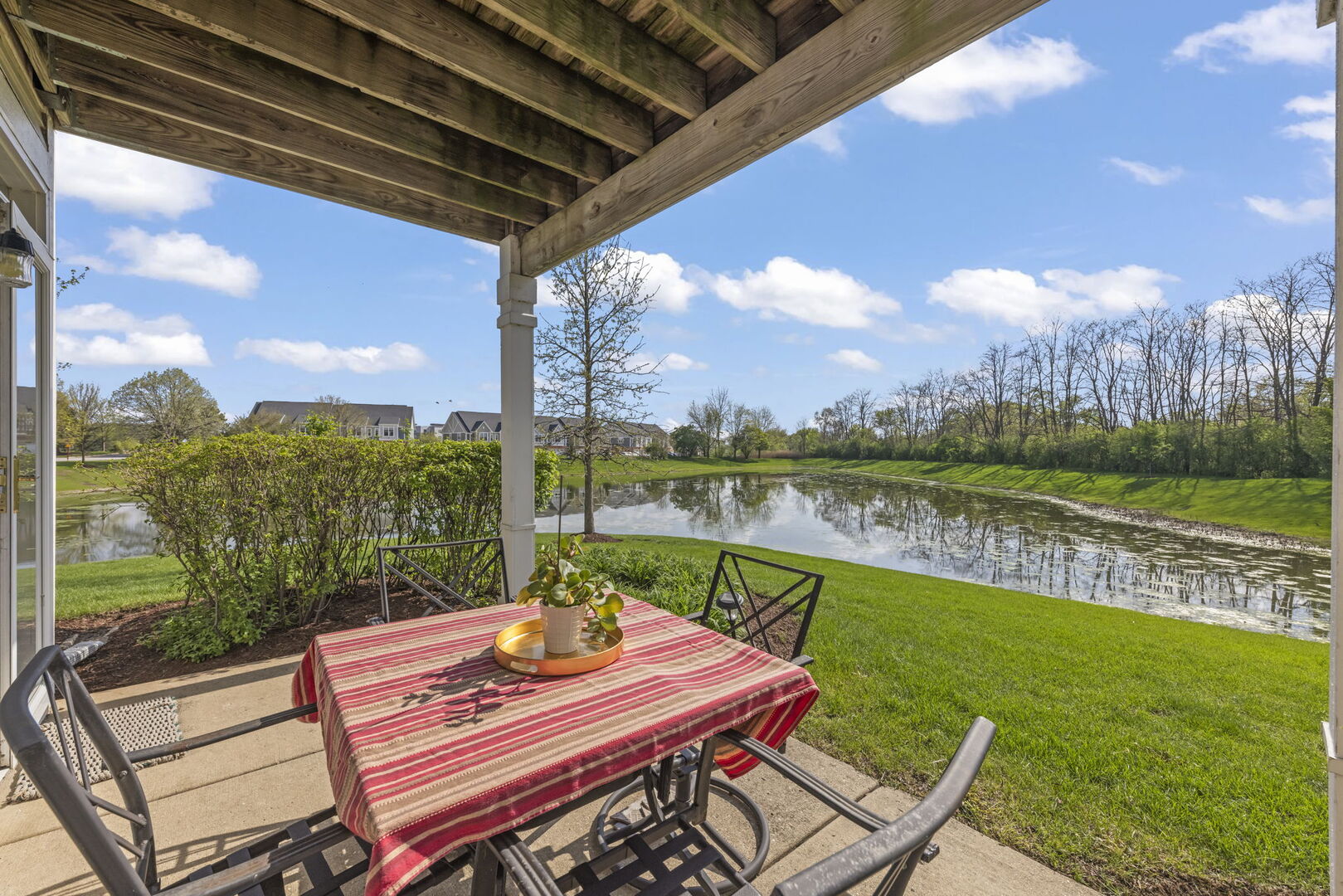 31301 Kline Circle, Warrenville, IL 60555