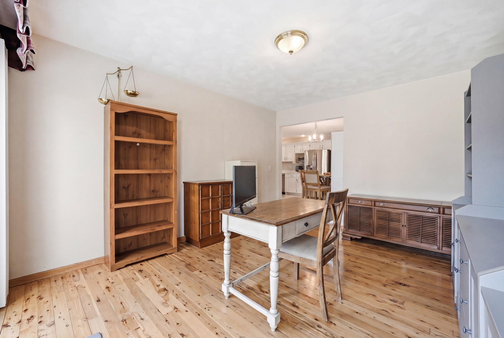 11497 Ridgecrest Drive, Roscoe, IL 61073