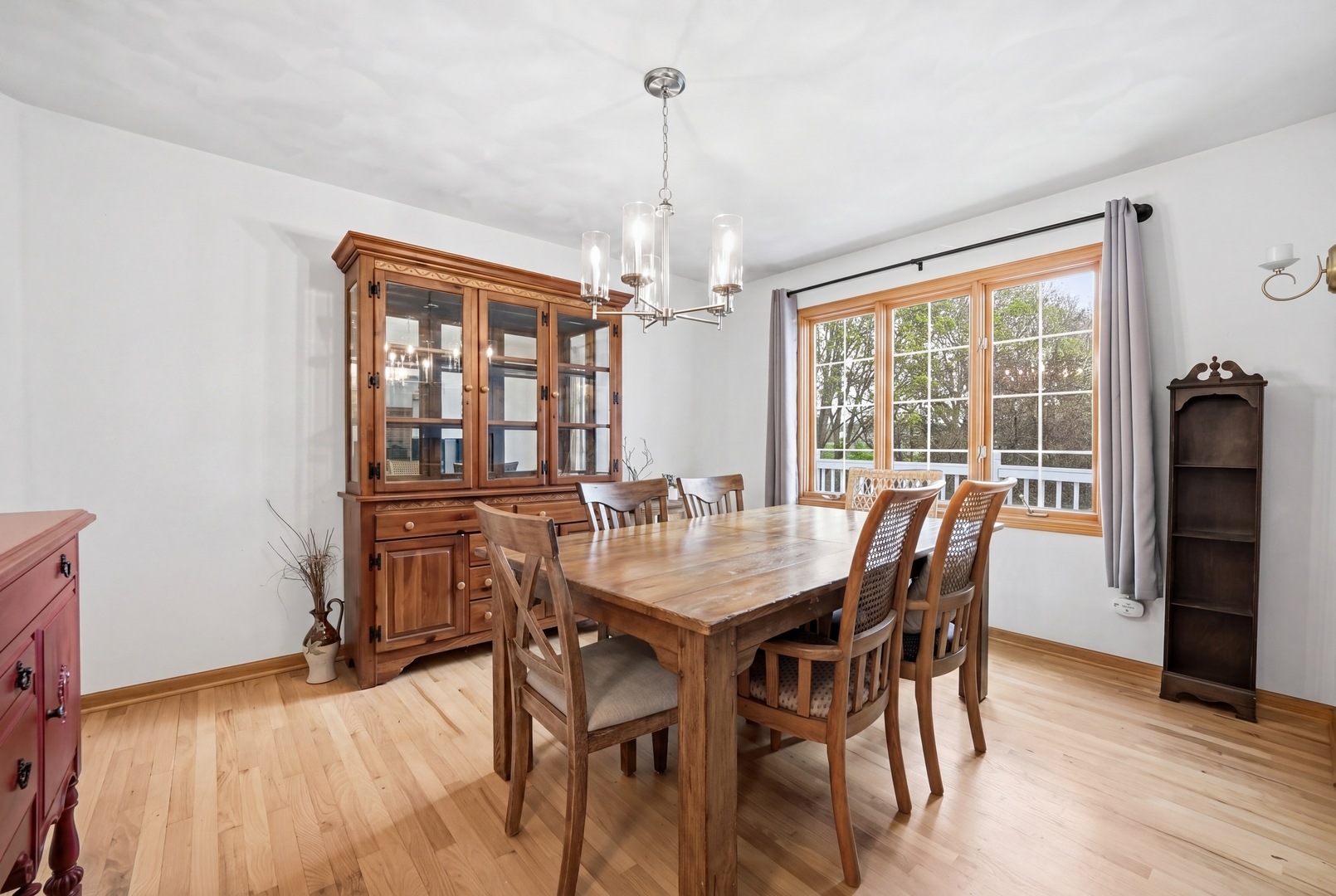 11497 Ridgecrest Drive, Roscoe, IL 61073