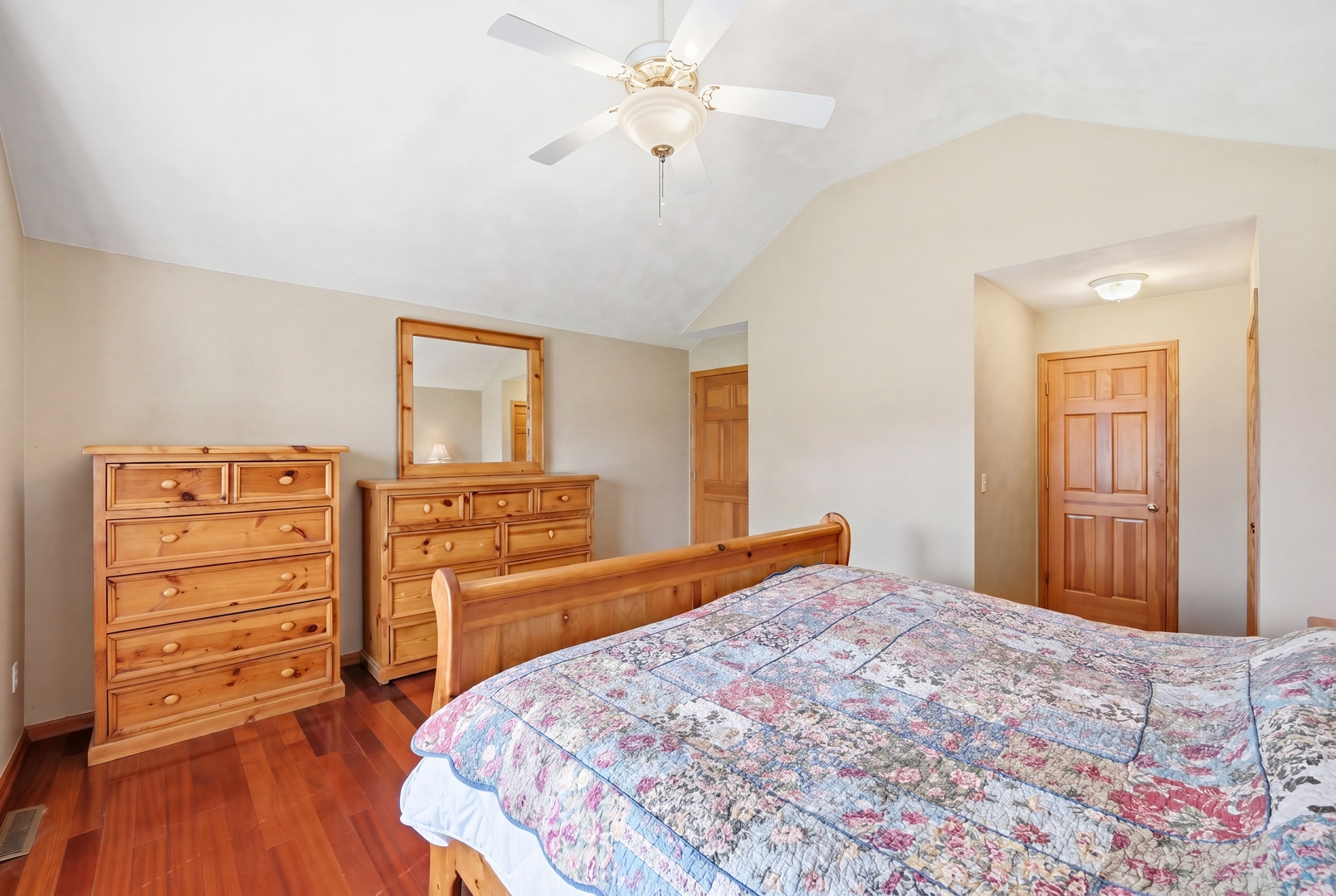 11497 Ridgecrest Drive, Roscoe, IL 61073