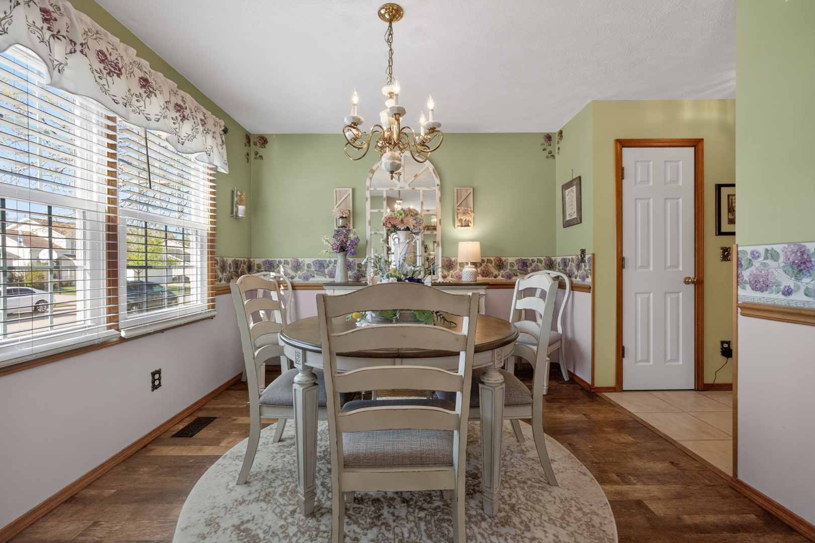 1018 Sawgrass Drive, Normal, IL 61761