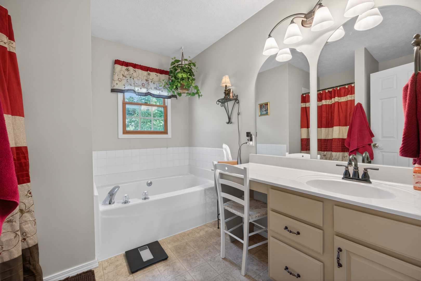 1018 Sawgrass Drive, Normal, IL 61761