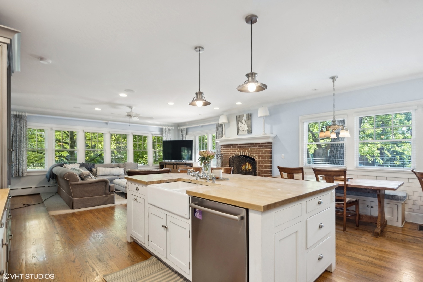 645 N Park Boulevard, Glen Ellyn, IL 60137