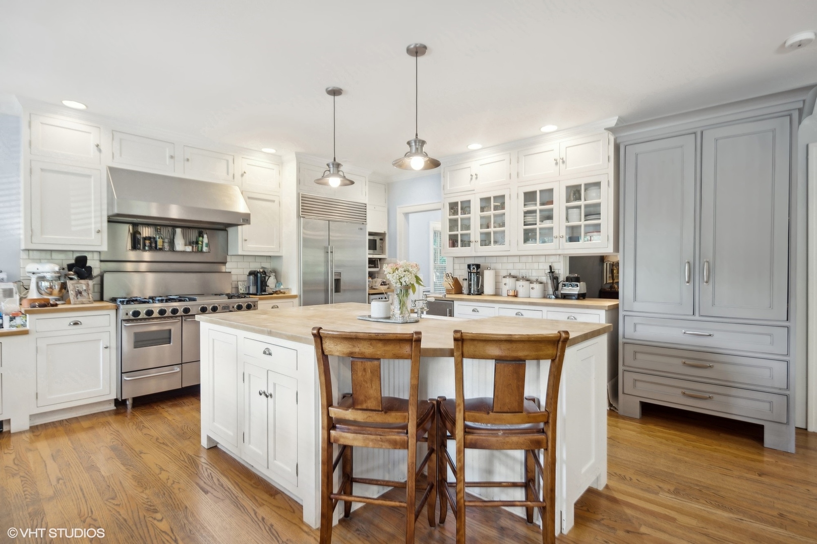 645 N Park Boulevard, Glen Ellyn, IL 60137