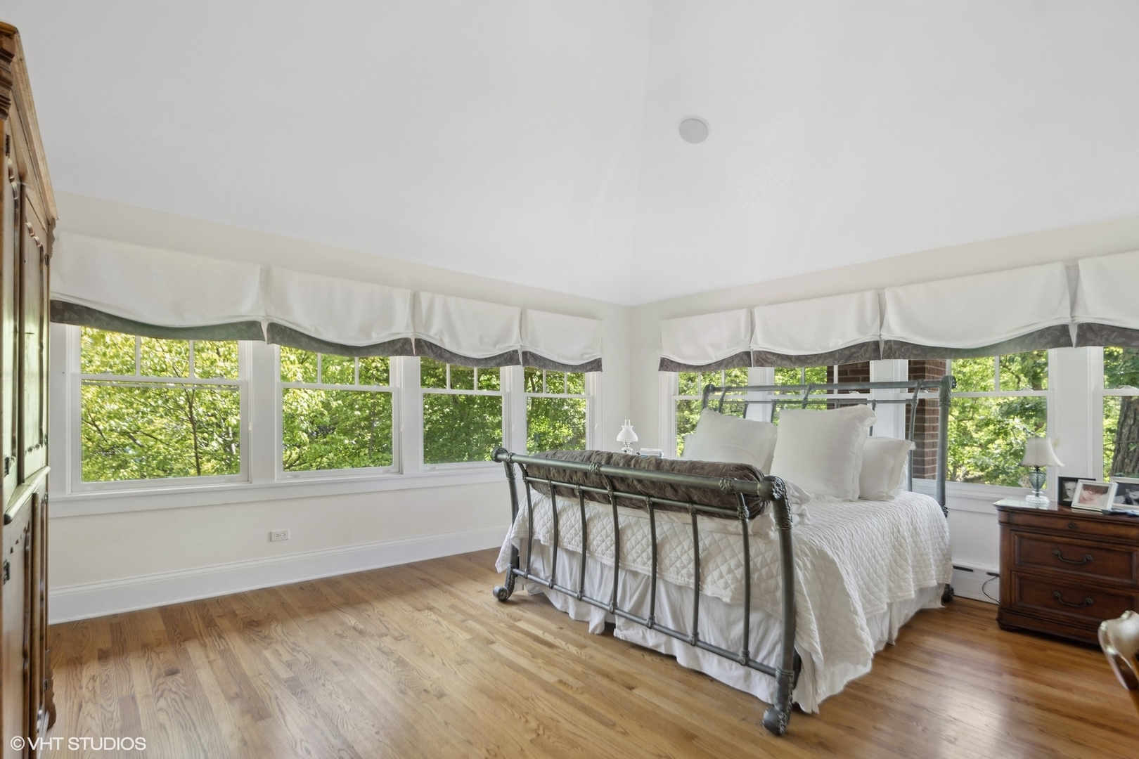 645 N Park Boulevard, Glen Ellyn, IL 60137