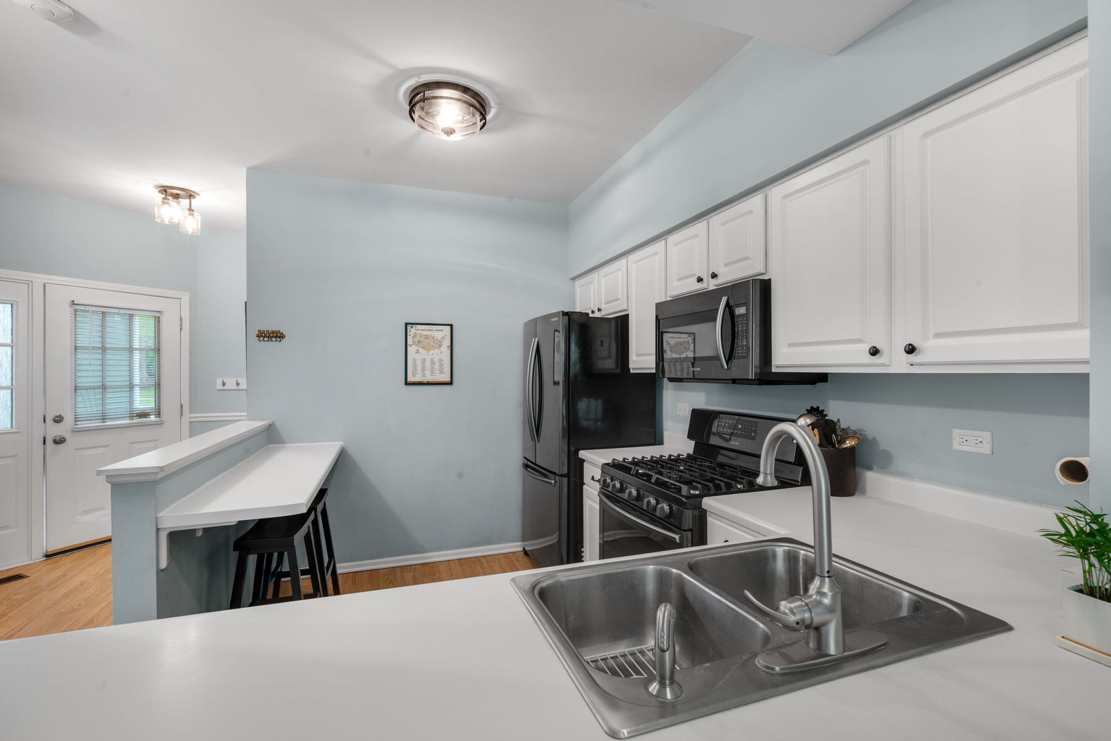 474 MILL Street #1, Batavia, IL 60510