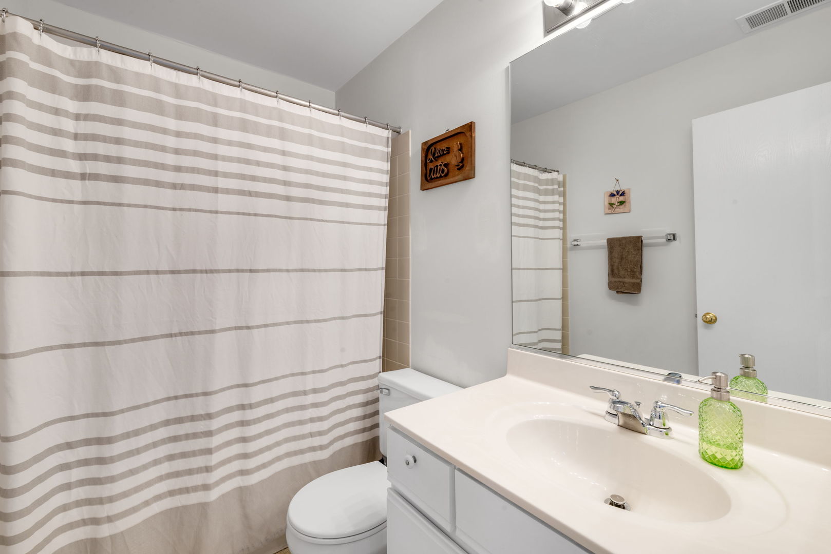 474 MILL Street #1, Batavia, IL 60510