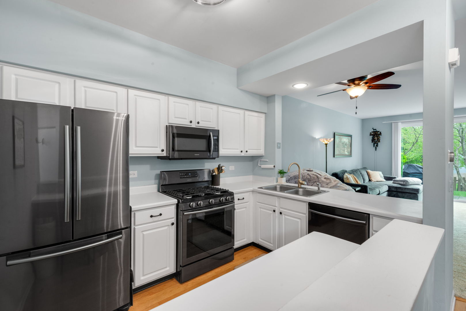 474 MILL Street #1, Batavia, IL 60510