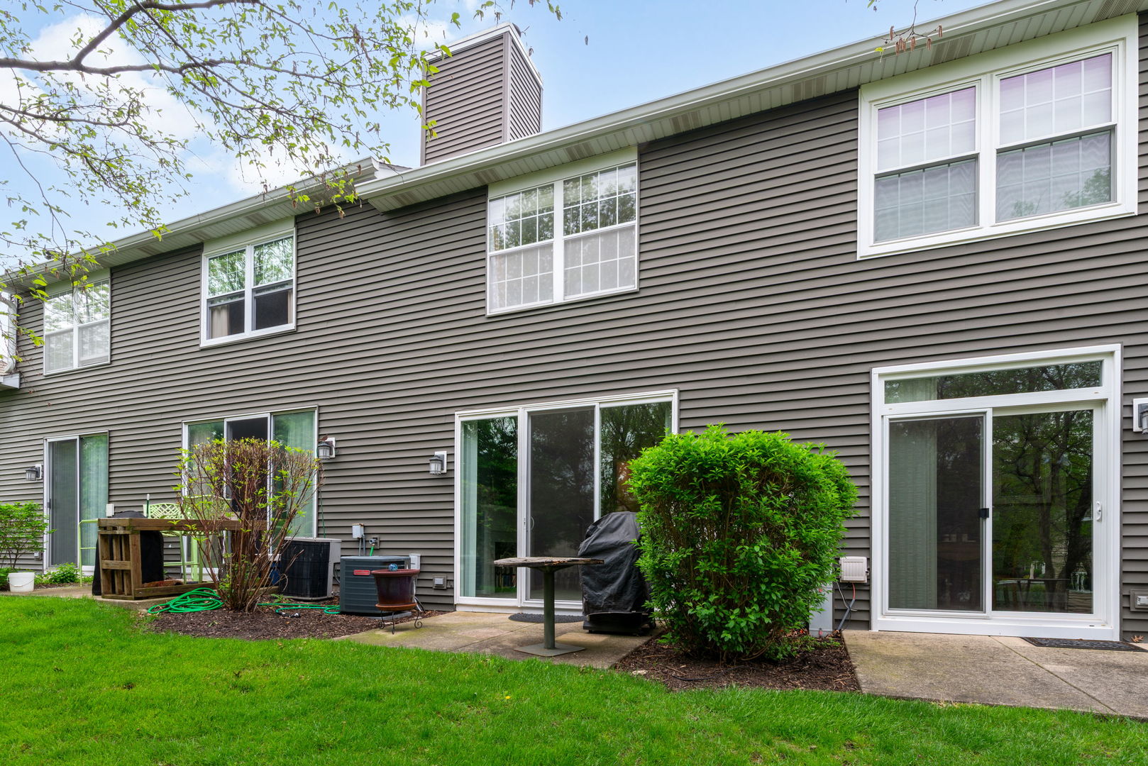 474 MILL Street #1, Batavia, IL 60510