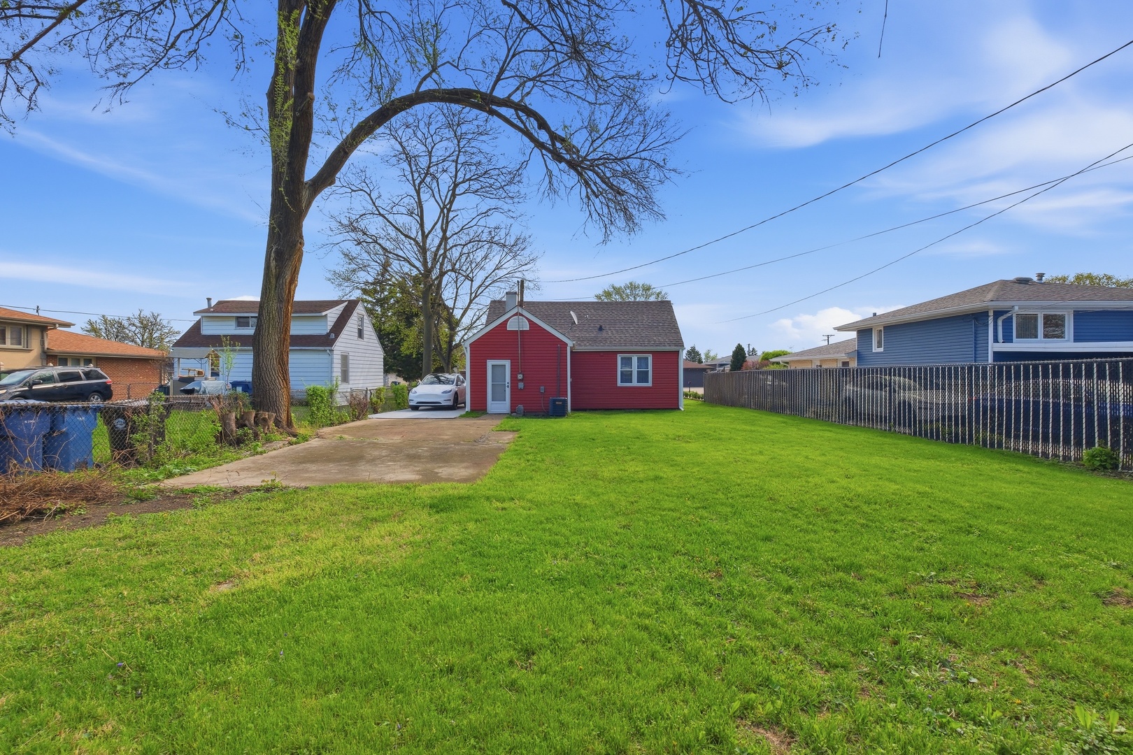 8622 S 78th Avenue, Bridgeview, IL 60455