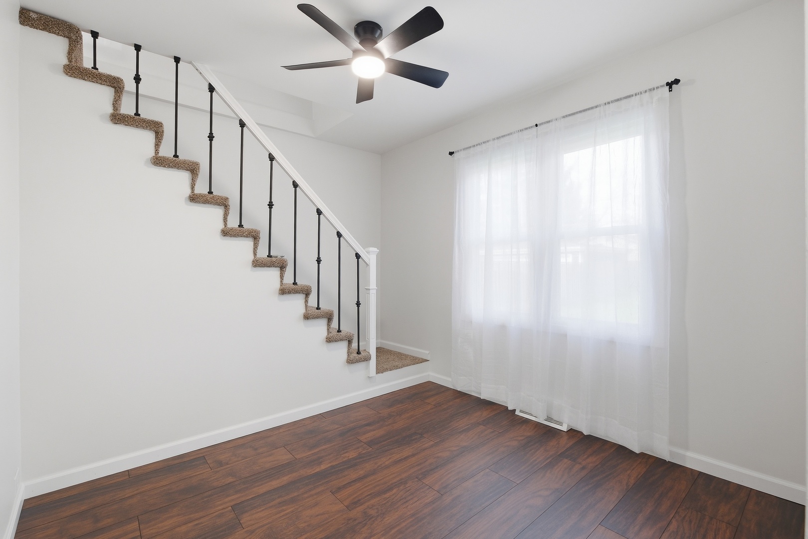 8622 S 78th Avenue, Bridgeview, IL 60455