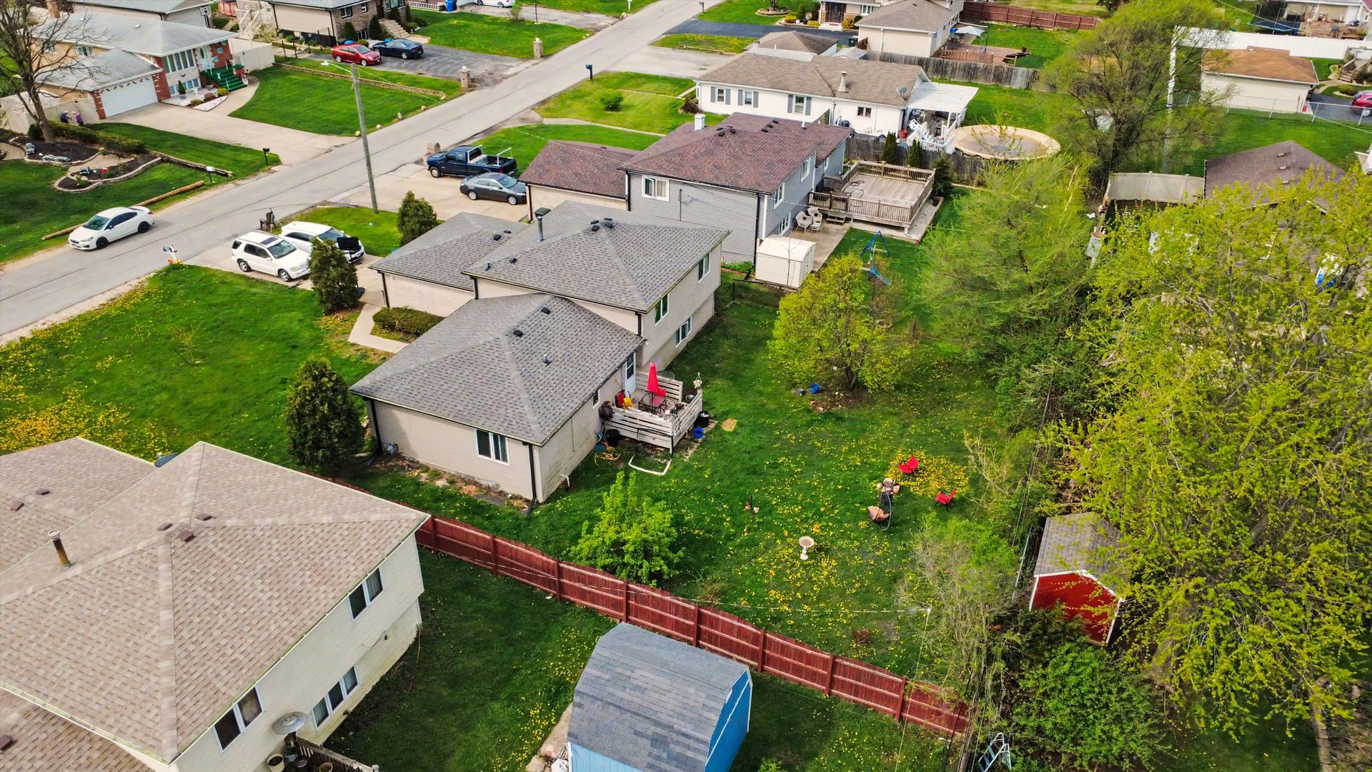 8916 W 85th Place, Justice, IL 60458