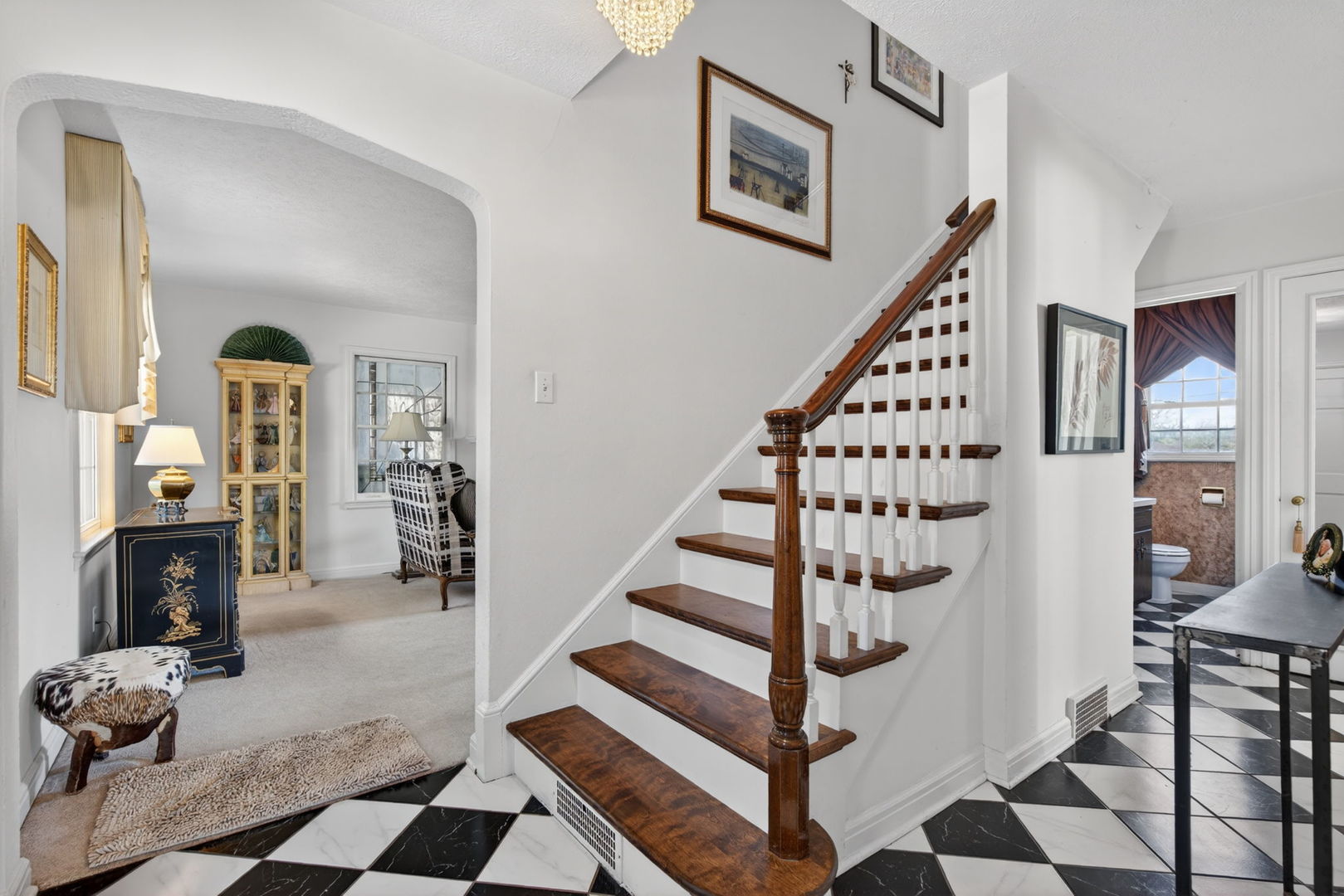 1222 Glenwood Avenue, Joliet, IL 60435