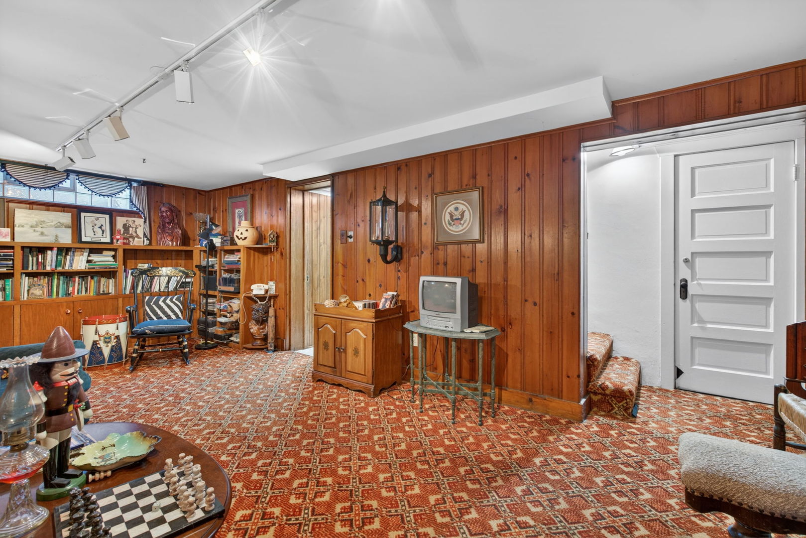 1222 Glenwood Avenue, Joliet, IL 60435