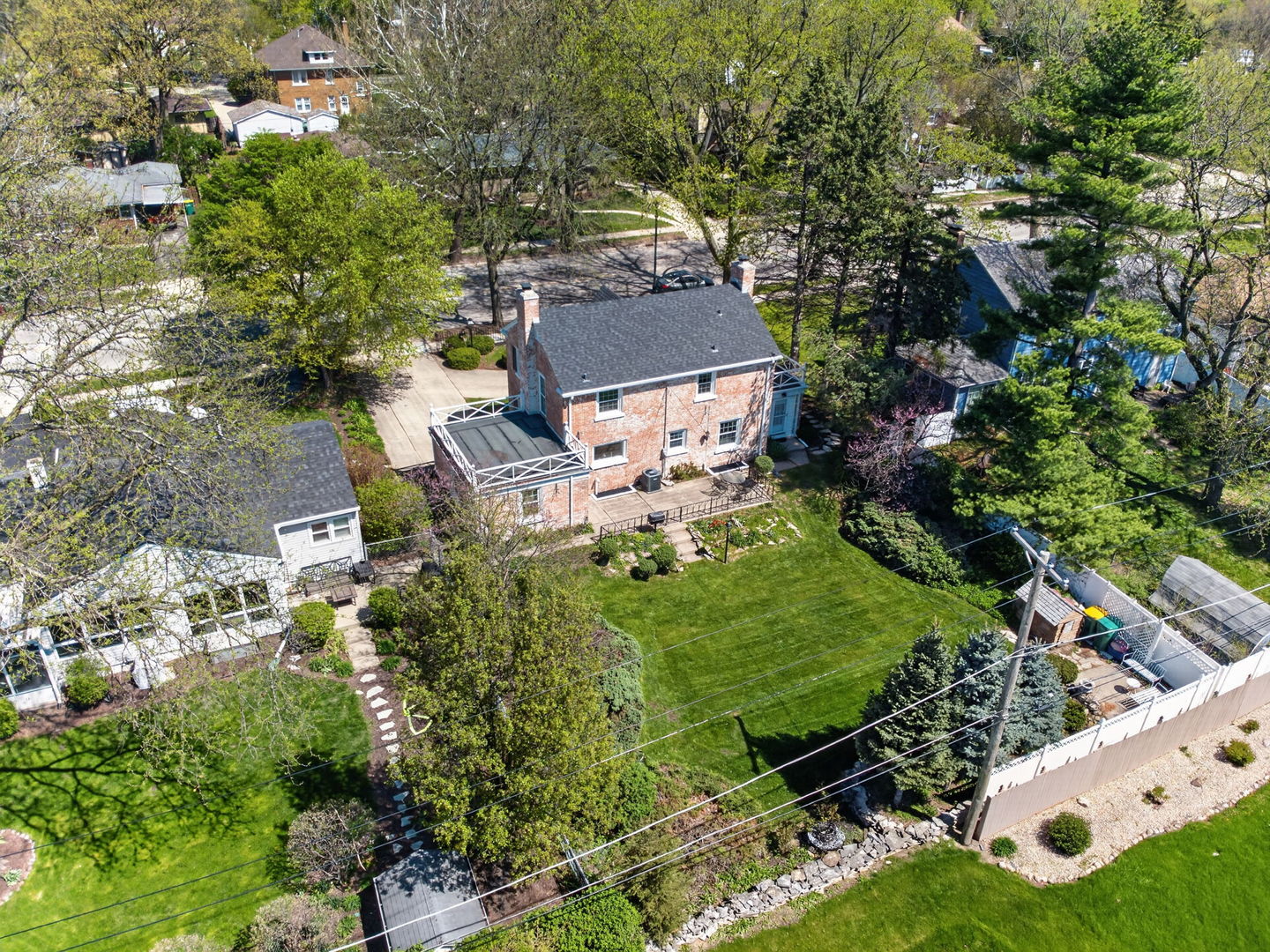 1222 Glenwood Avenue, Joliet, IL 60435