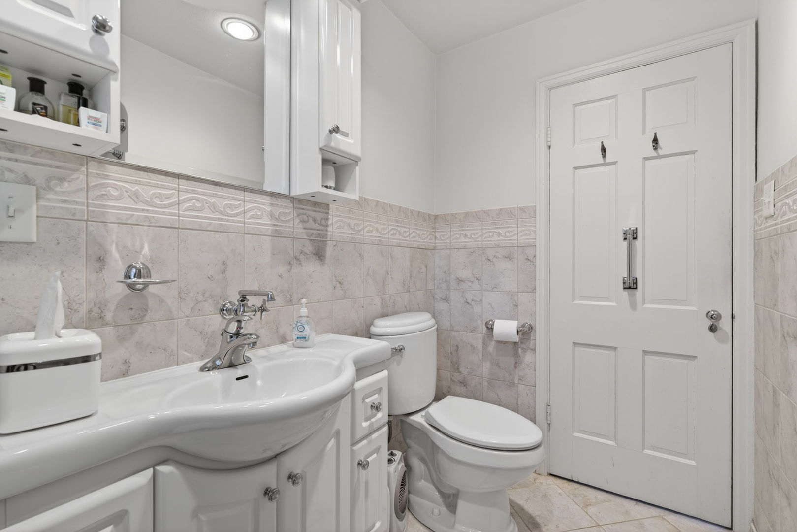 1222 Glenwood Avenue, Joliet, IL 60435