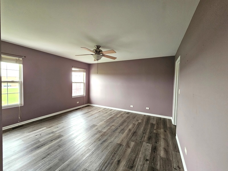 306 Parkside Drive, Shorewood, IL 60404