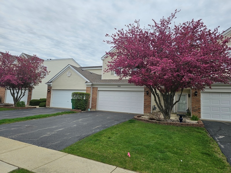 306 Parkside Drive, Shorewood, IL 60404