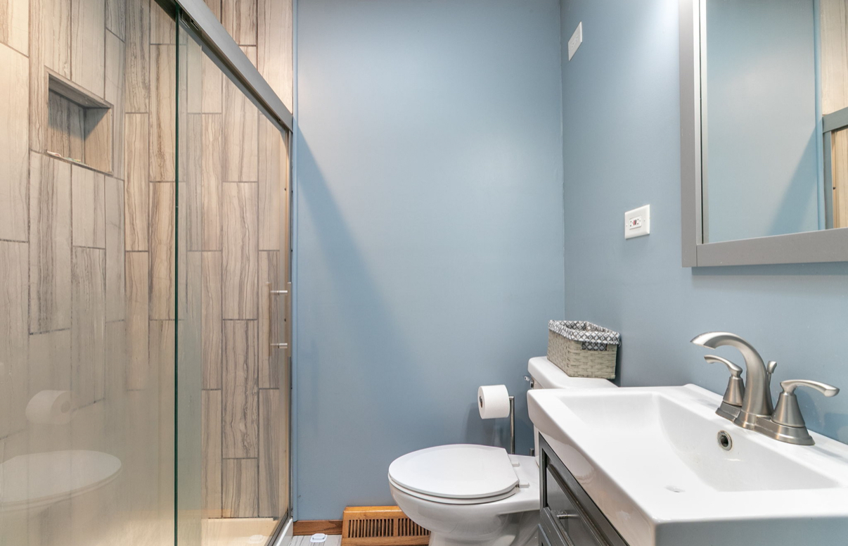 6554 W 92nd Street, Oak Lawn, IL 60453