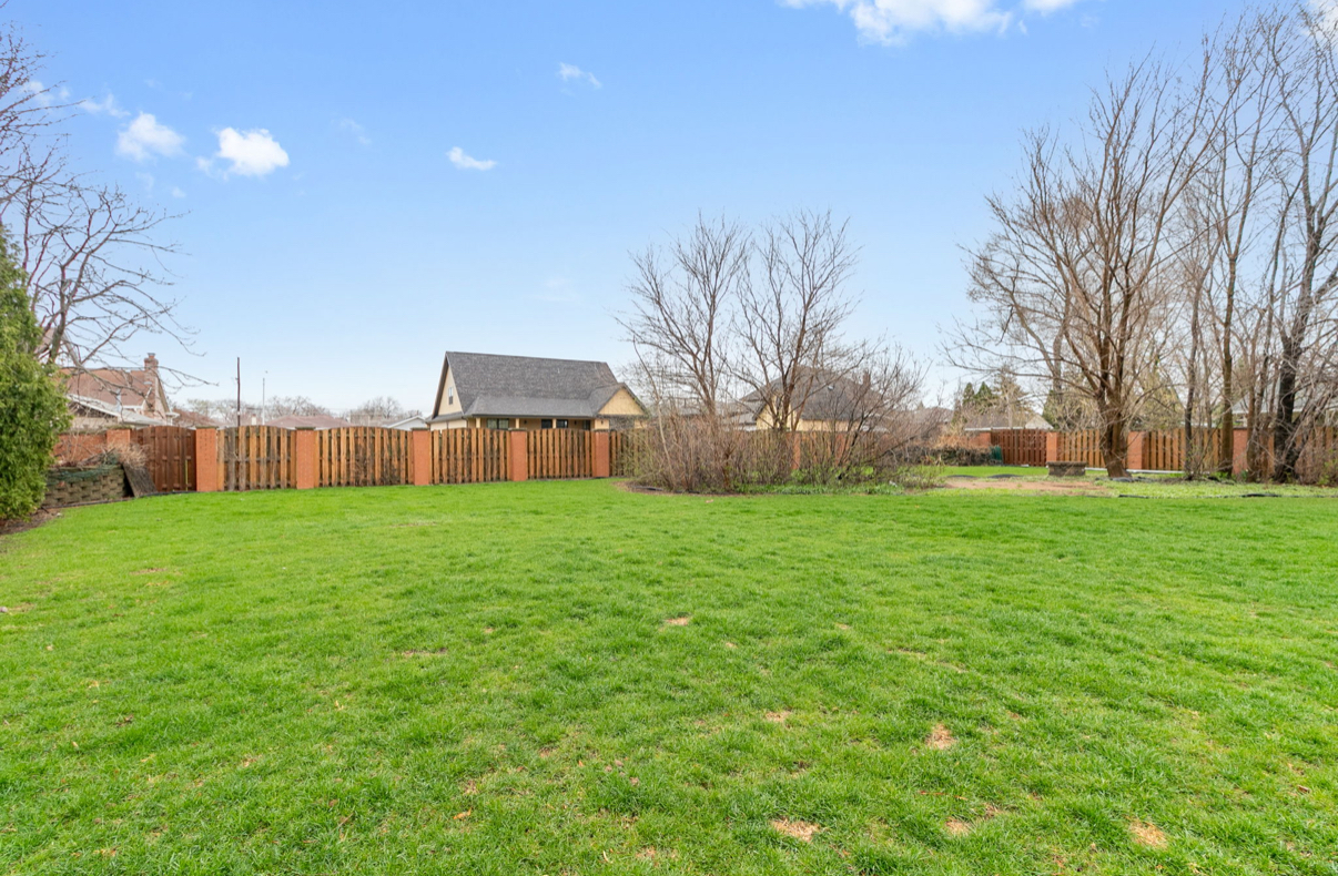 6554 W 92nd Street, Oak Lawn, IL 60453