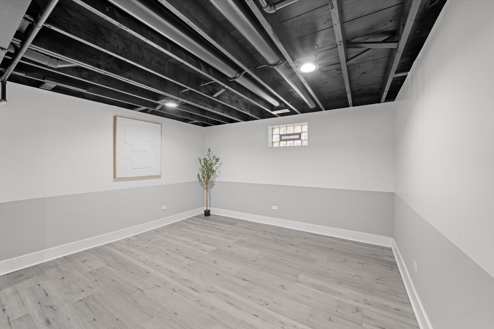 819 E 98th Place, Chicago, IL 60628