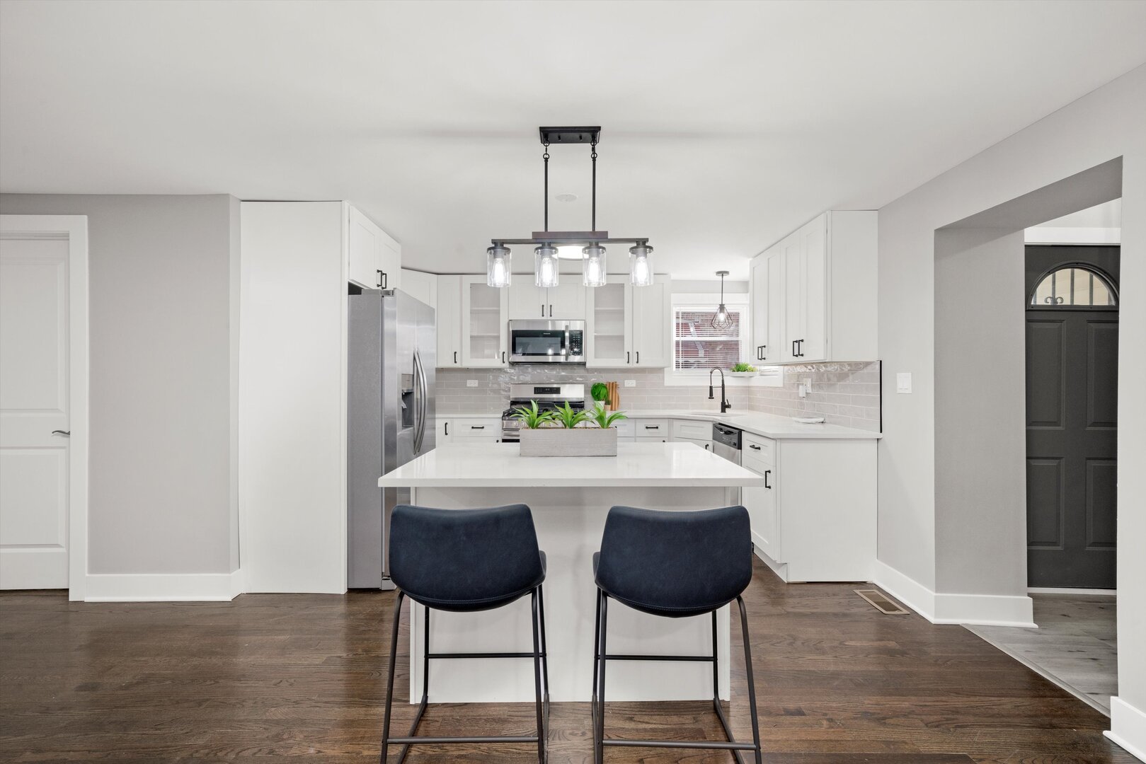 819 E 98th Place, Chicago, IL 60628