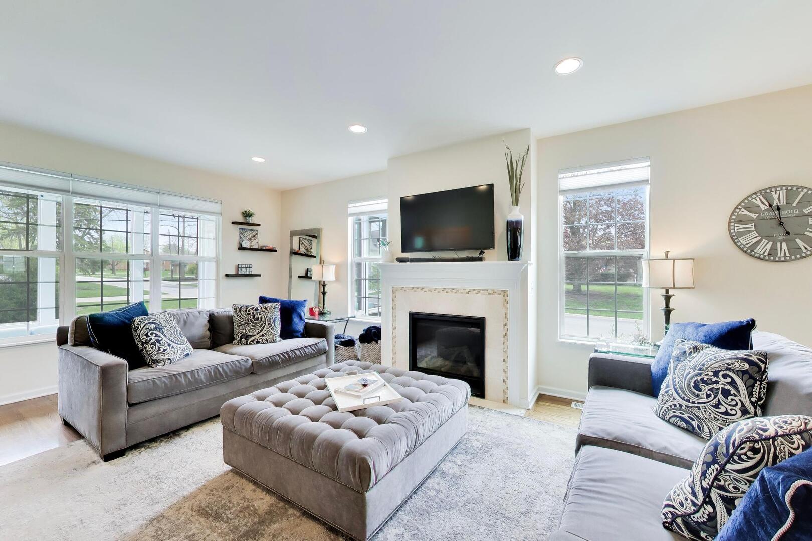 1331 Avery Avenue, Wheaton, IL 60187