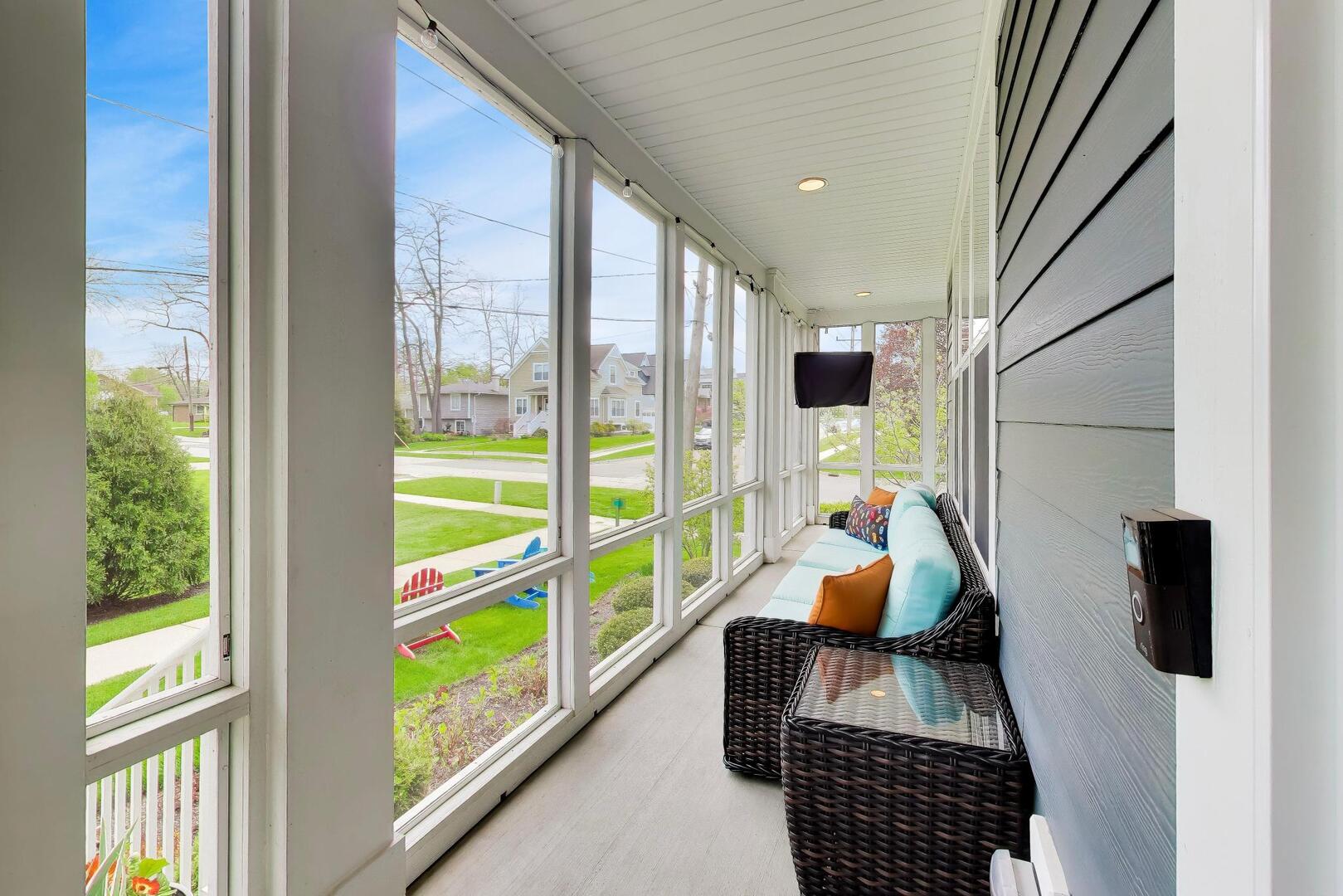 1331 Avery Avenue, Wheaton, IL 60187