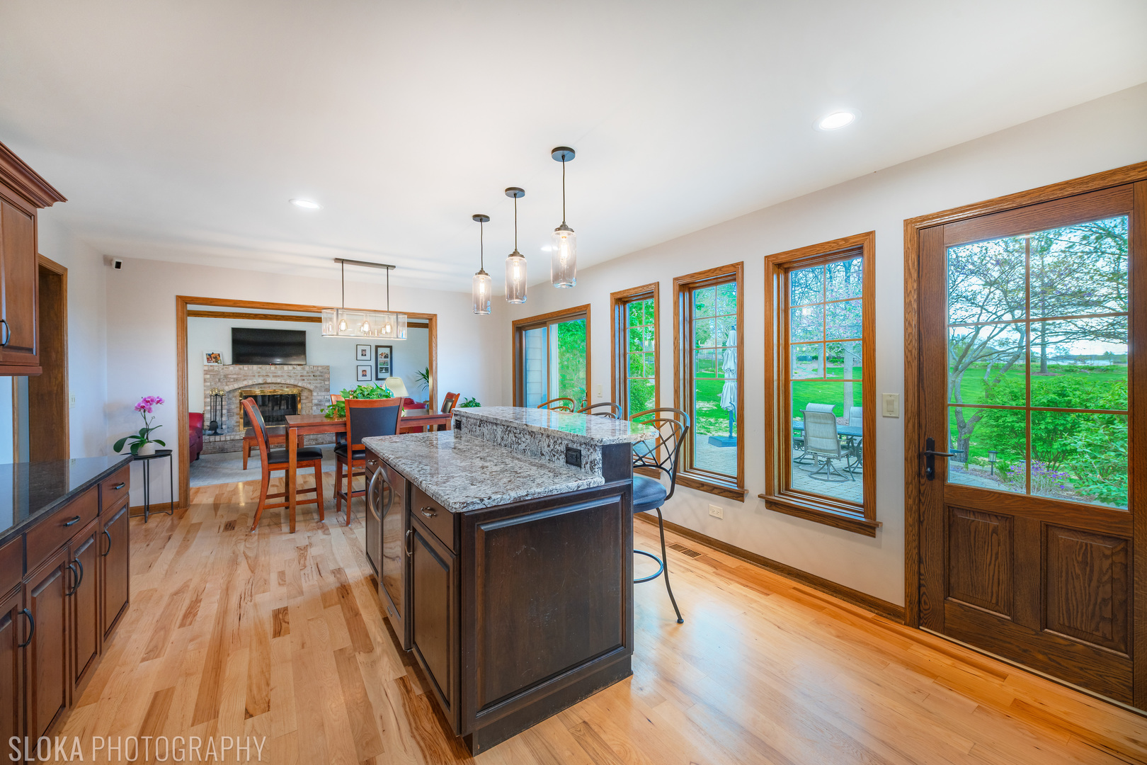 3025 Woods Creek Lane, Algonquin, IL 60102