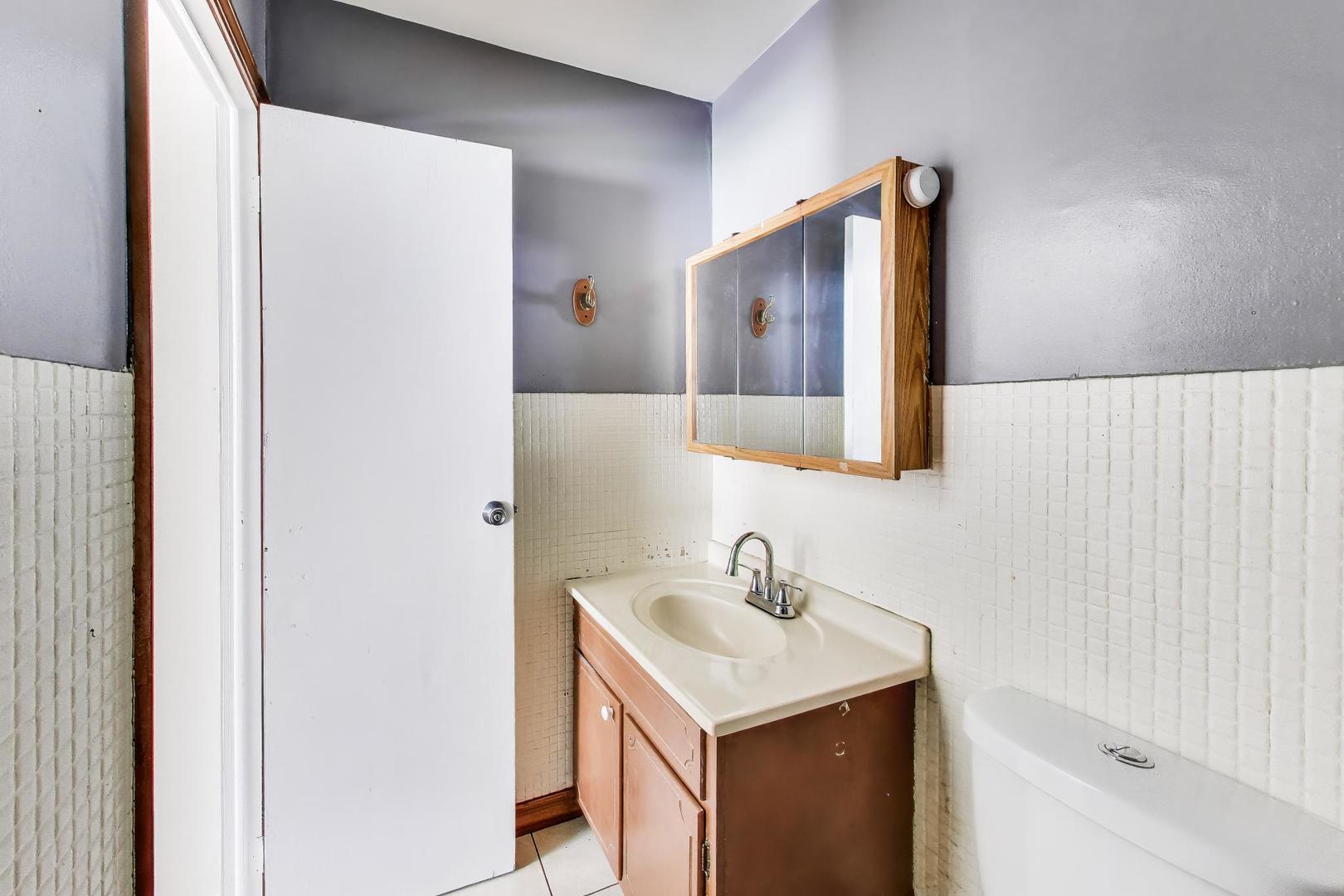 440 E Fullerton Avenue, Glendale Heights, IL 60139