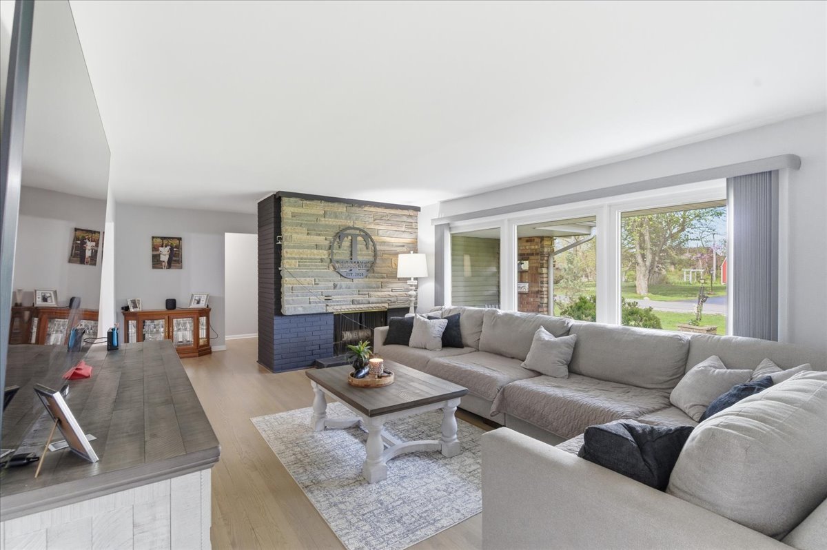 11714 S 82nd Court, Palos Park, IL 60464