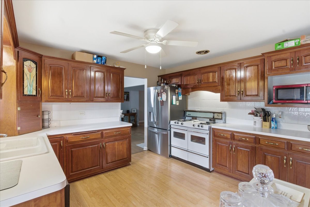 11714 S 82nd Court, Palos Park, IL 60464