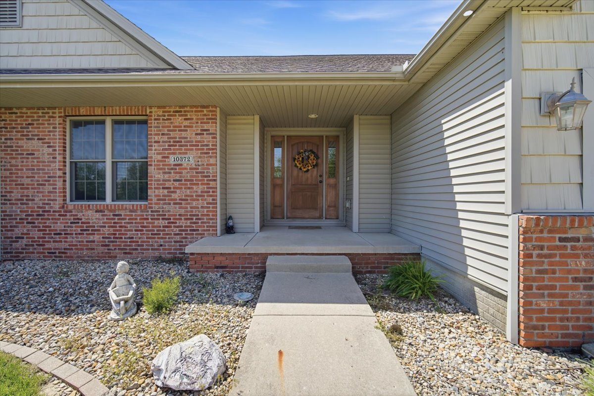 10372 Lyonheart Lane, Bloomington, IL 61705