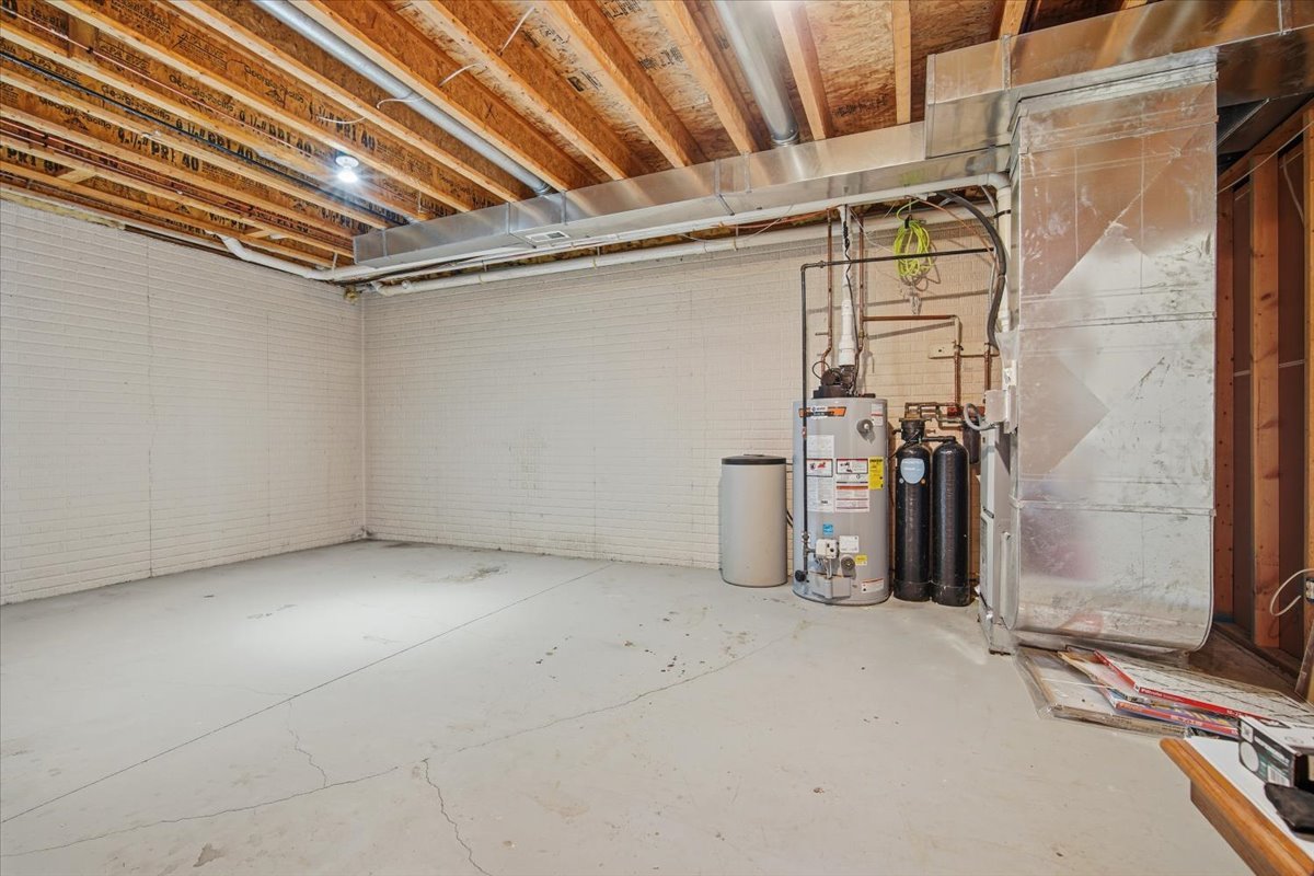 10372 Lyonheart Lane, Bloomington, IL 61705