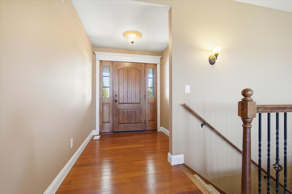 10372 Lyonheart Lane, Bloomington, IL 61705