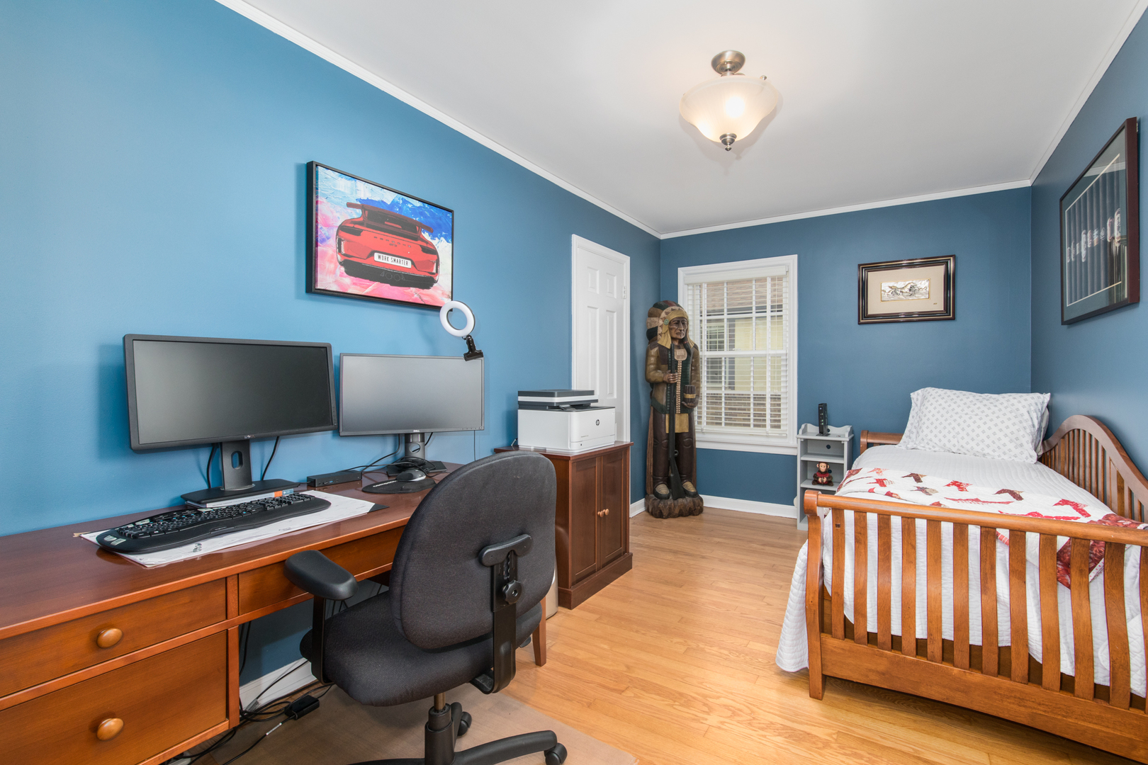 831 S Prospect Avenue, Park Ridge, IL 60068