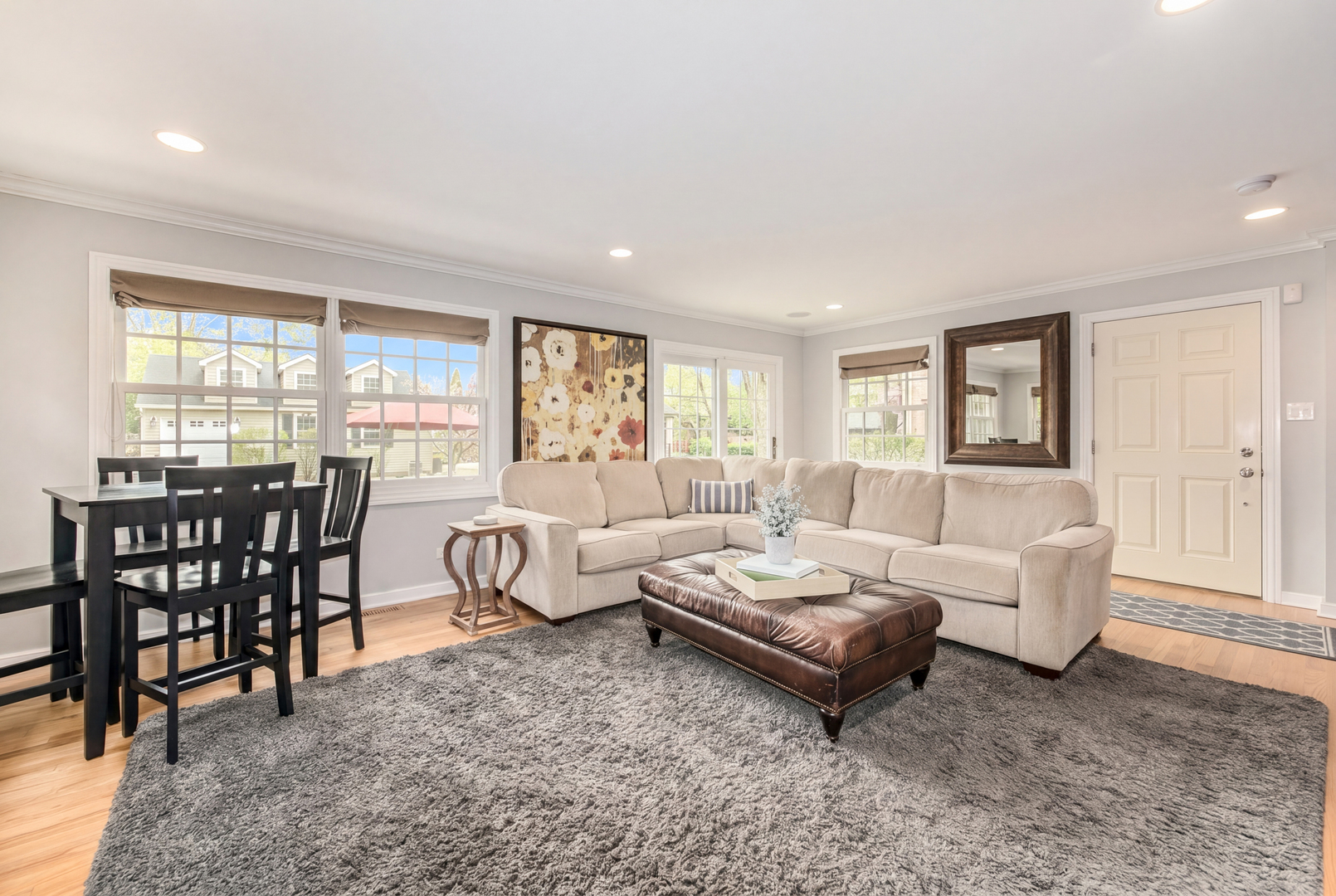 831 S Prospect Avenue, Park Ridge, IL 60068