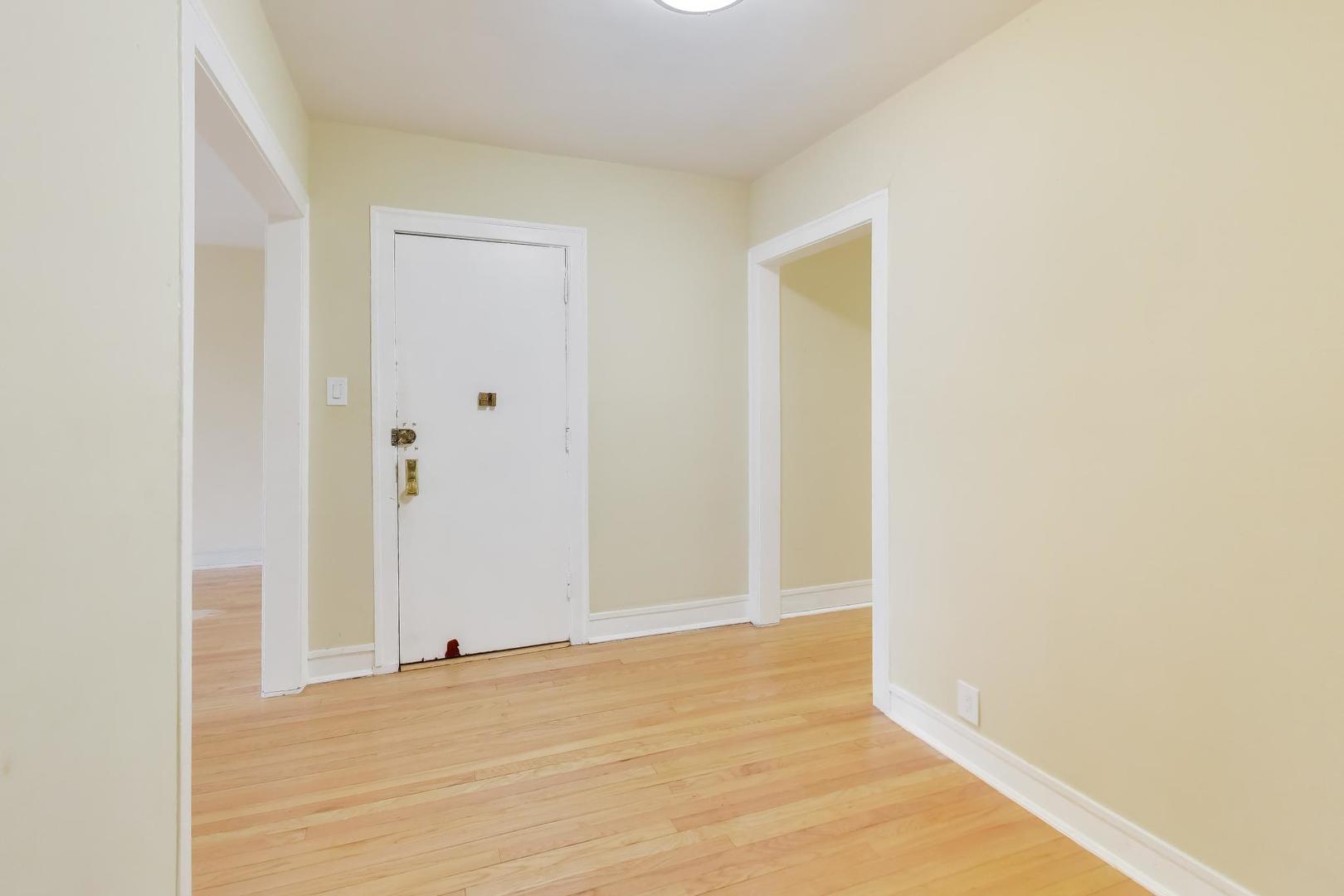 2221 E 68th Street #3, Chicago, IL 60649