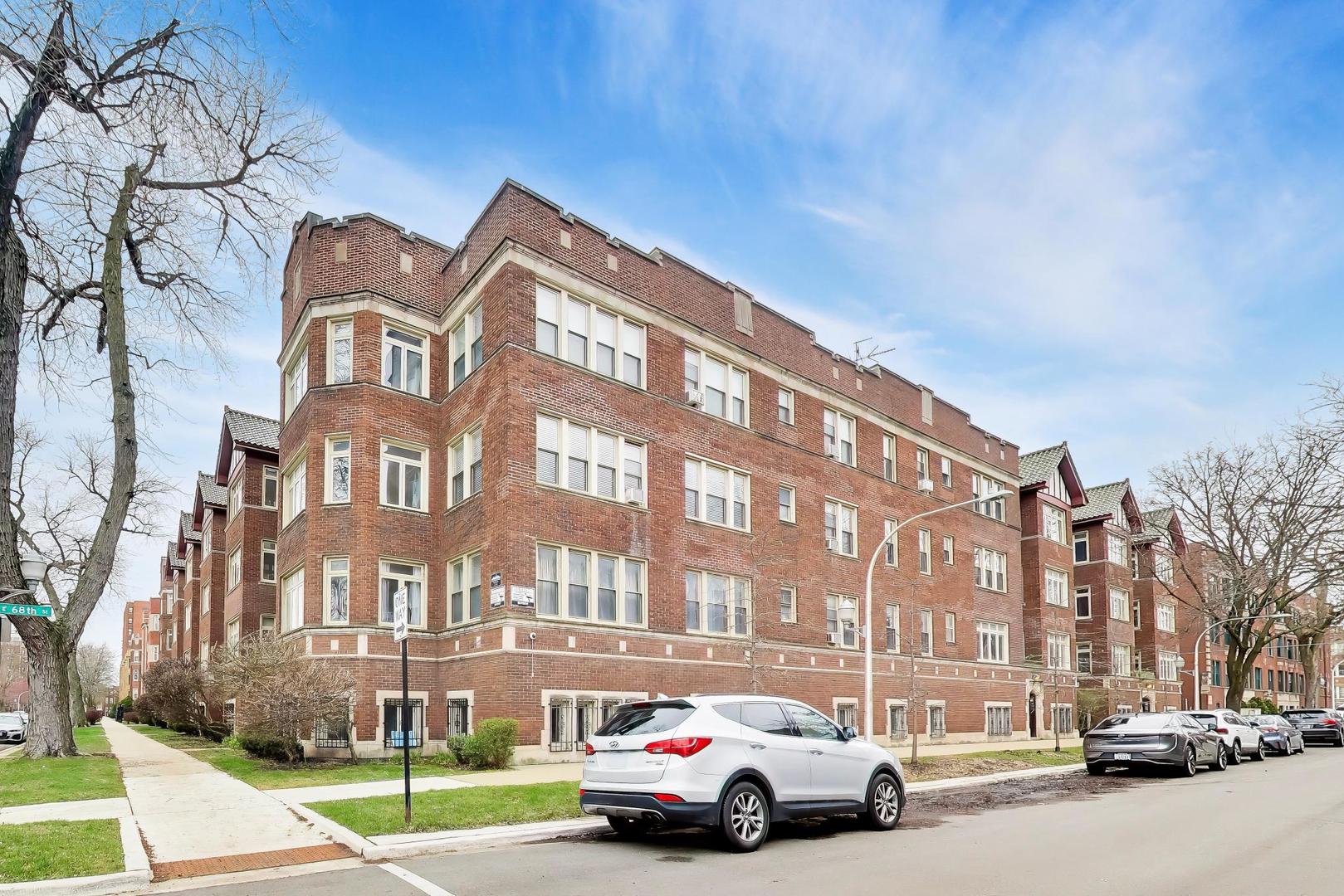2221 E 68th Street #3, Chicago, IL 60649